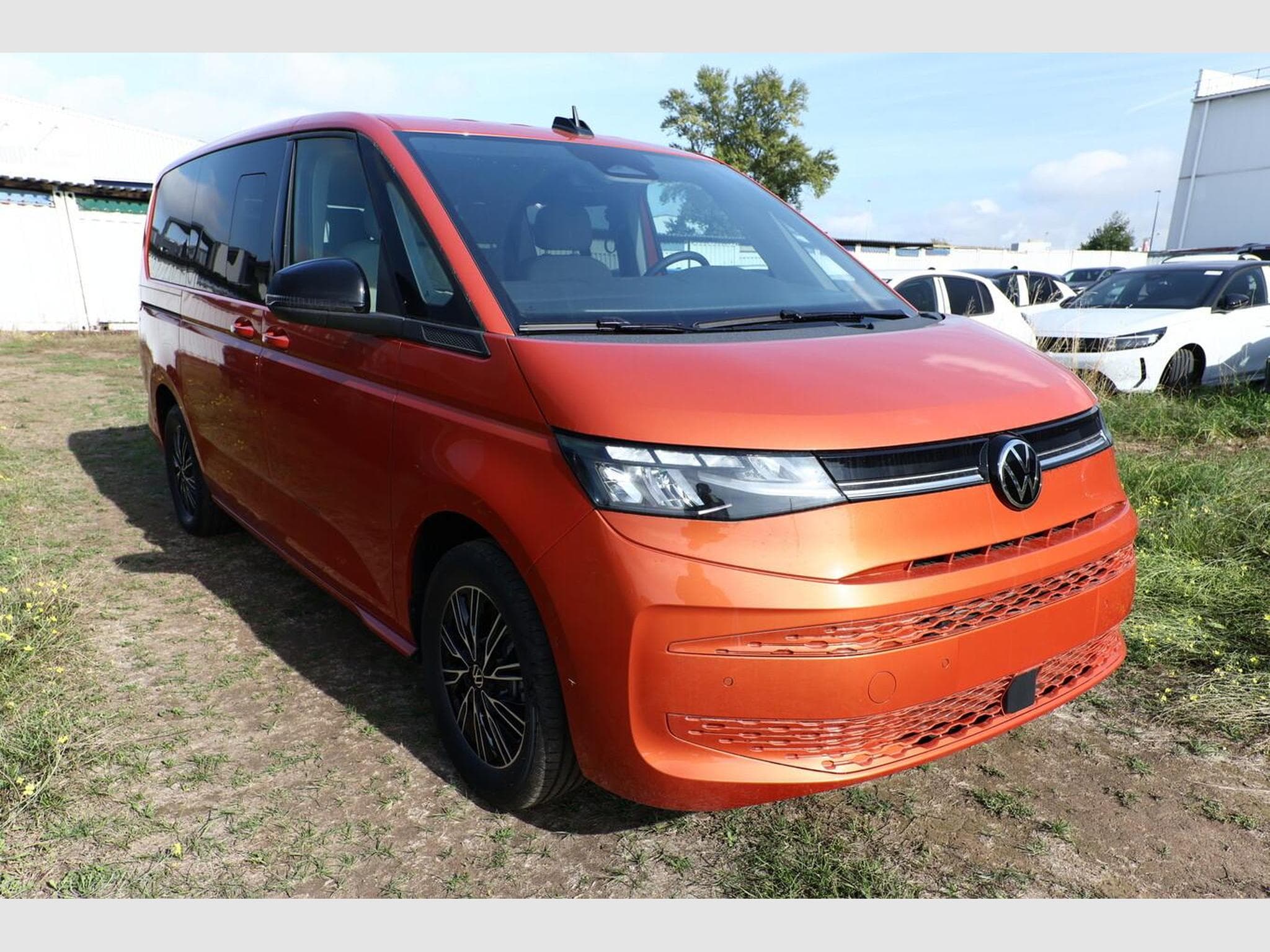 VW T7 LIFE (2026) - Photo 2