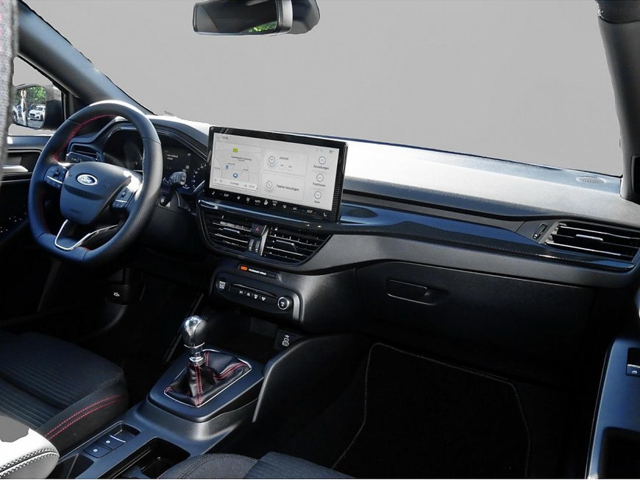 Ford Focus (2025) - Photo 5