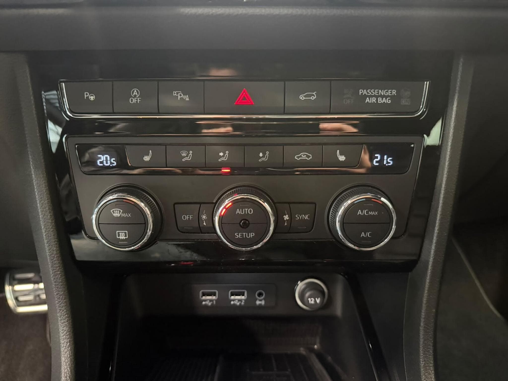 Seat Ateca 2.0 TDi 190 FR 4DRIVE (2020) - Photo 11