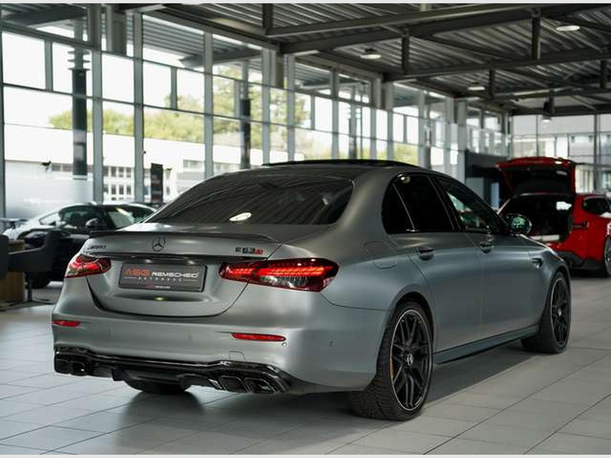 Mercedes E 63 AMG S 4M+ Limousine *Schale *Perf-AGA *Pano (2023) - Photo 6
