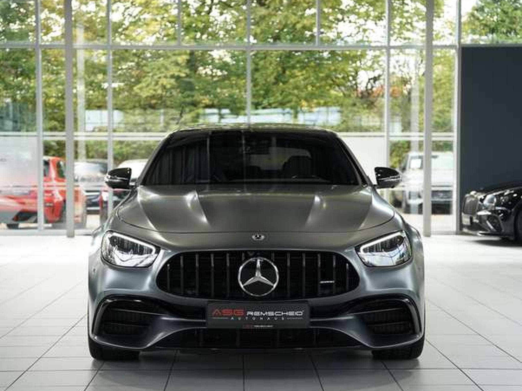 Mercedes E 63 AMG S 4M+ Limousine *Schale *Perf-AGA *Pano (2023) - Photo 2