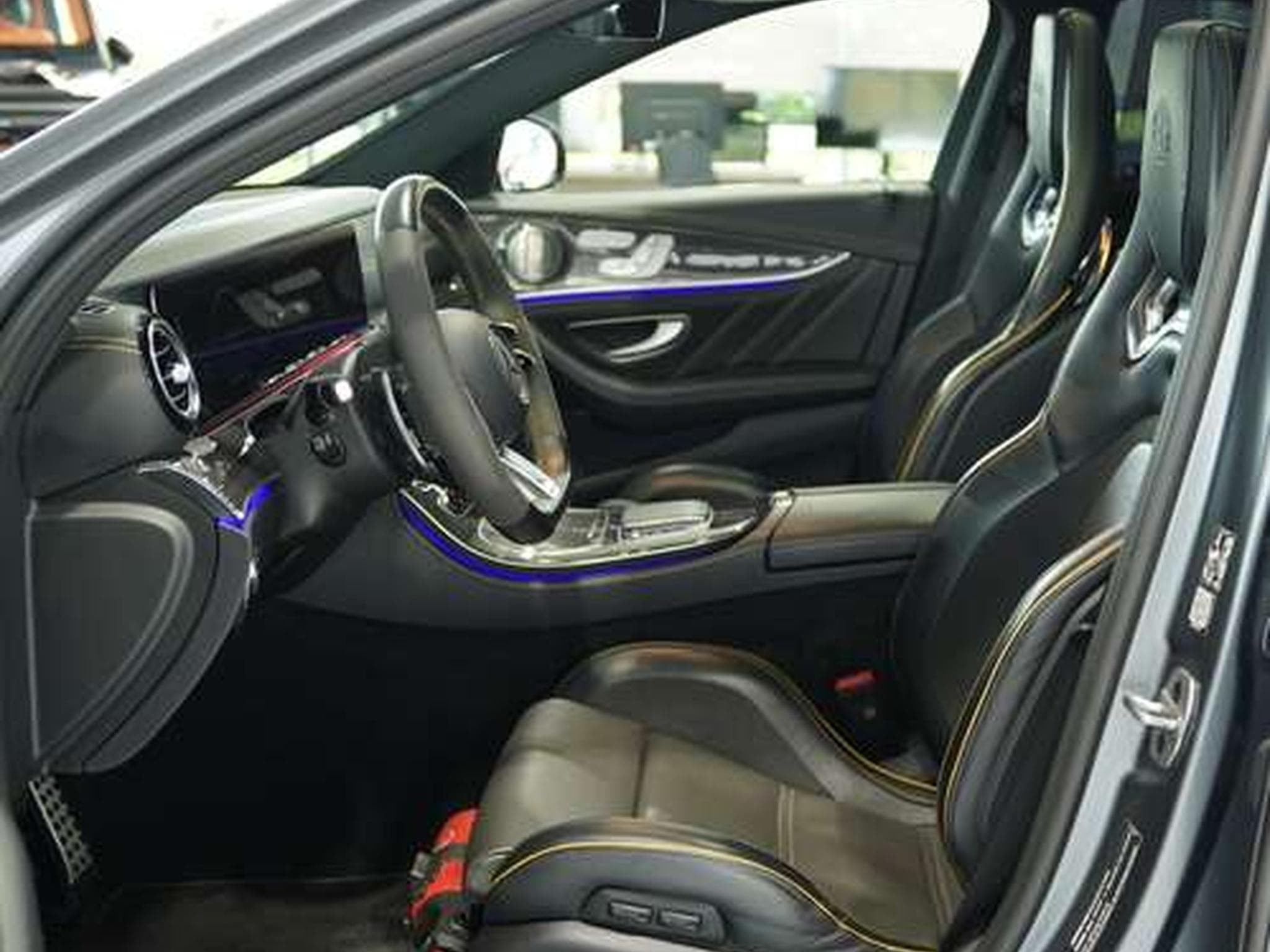Mercedes E 63 AMG S 4M+ Limousine *Schale *Perf-AGA *Pano (2023) - Photo 17