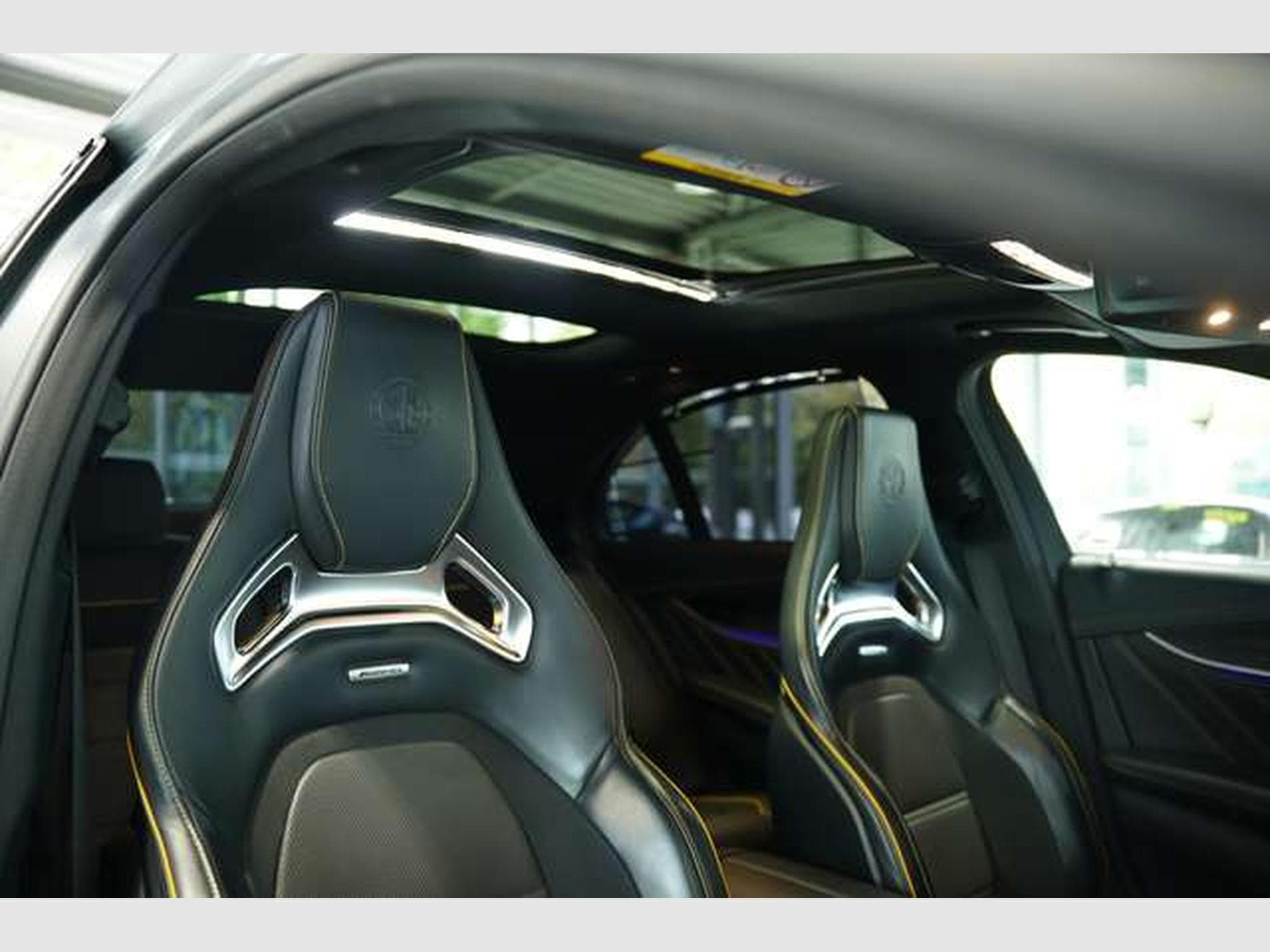 Mercedes E 63 AMG S 4M+ Limousine *Schale *Perf-AGA *Pano (2023) - Photo 36