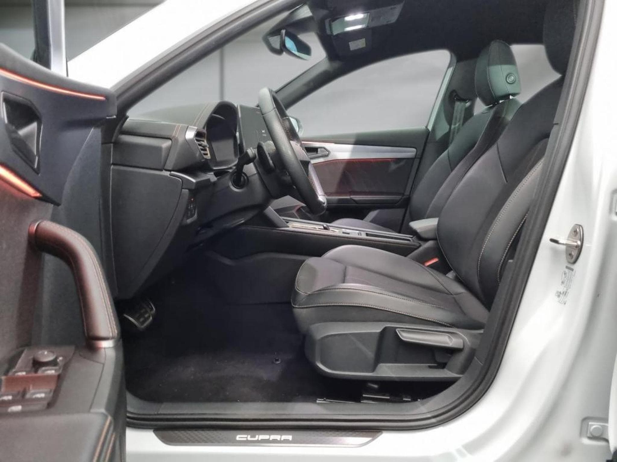 Cupra Formentor -42% 2.0 TDI 150ch DSG (2025) - Foto 11