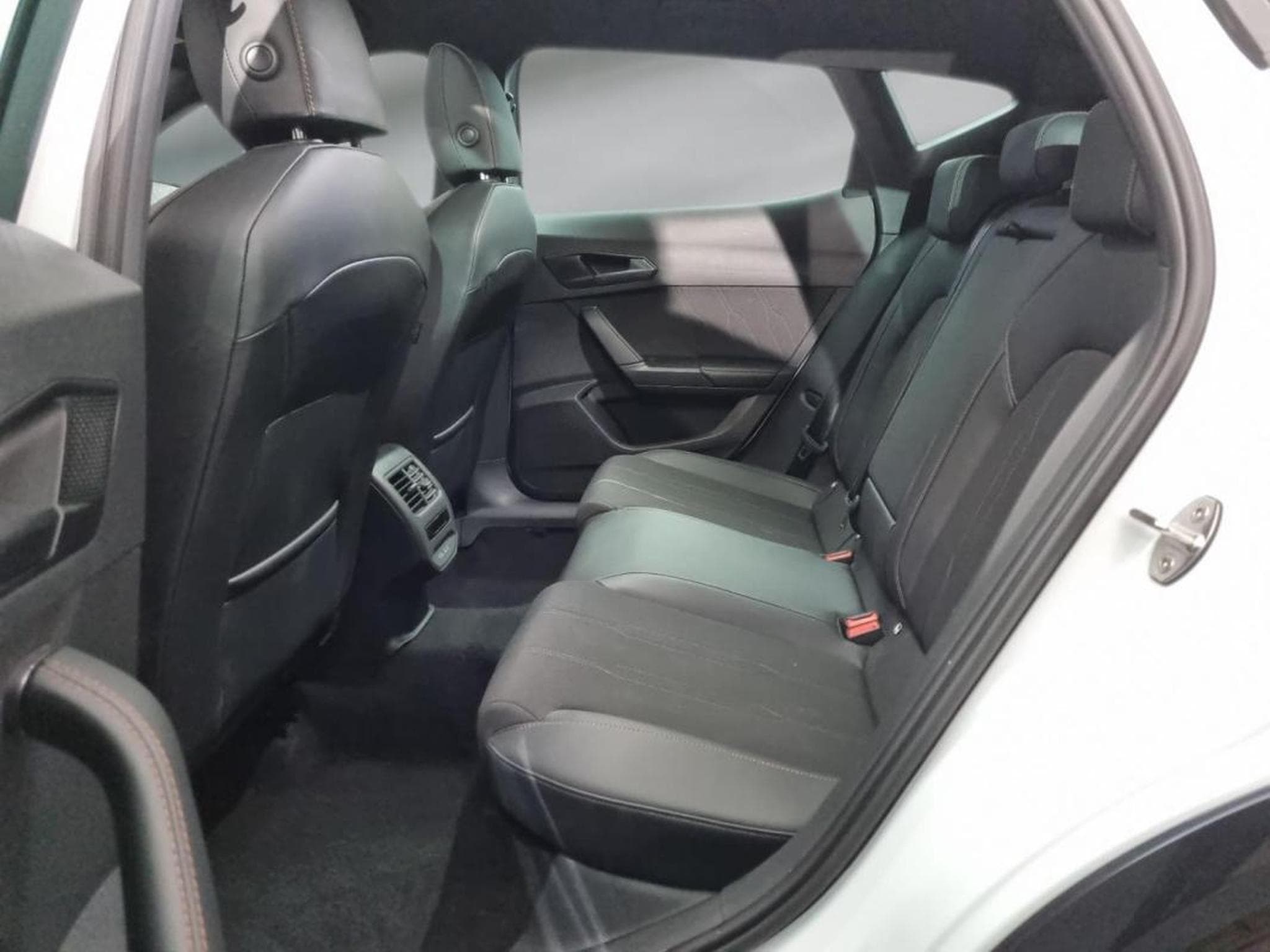 Cupra Formentor -42% 2.0 TDI 150ch DSG (2025) - Foto 12