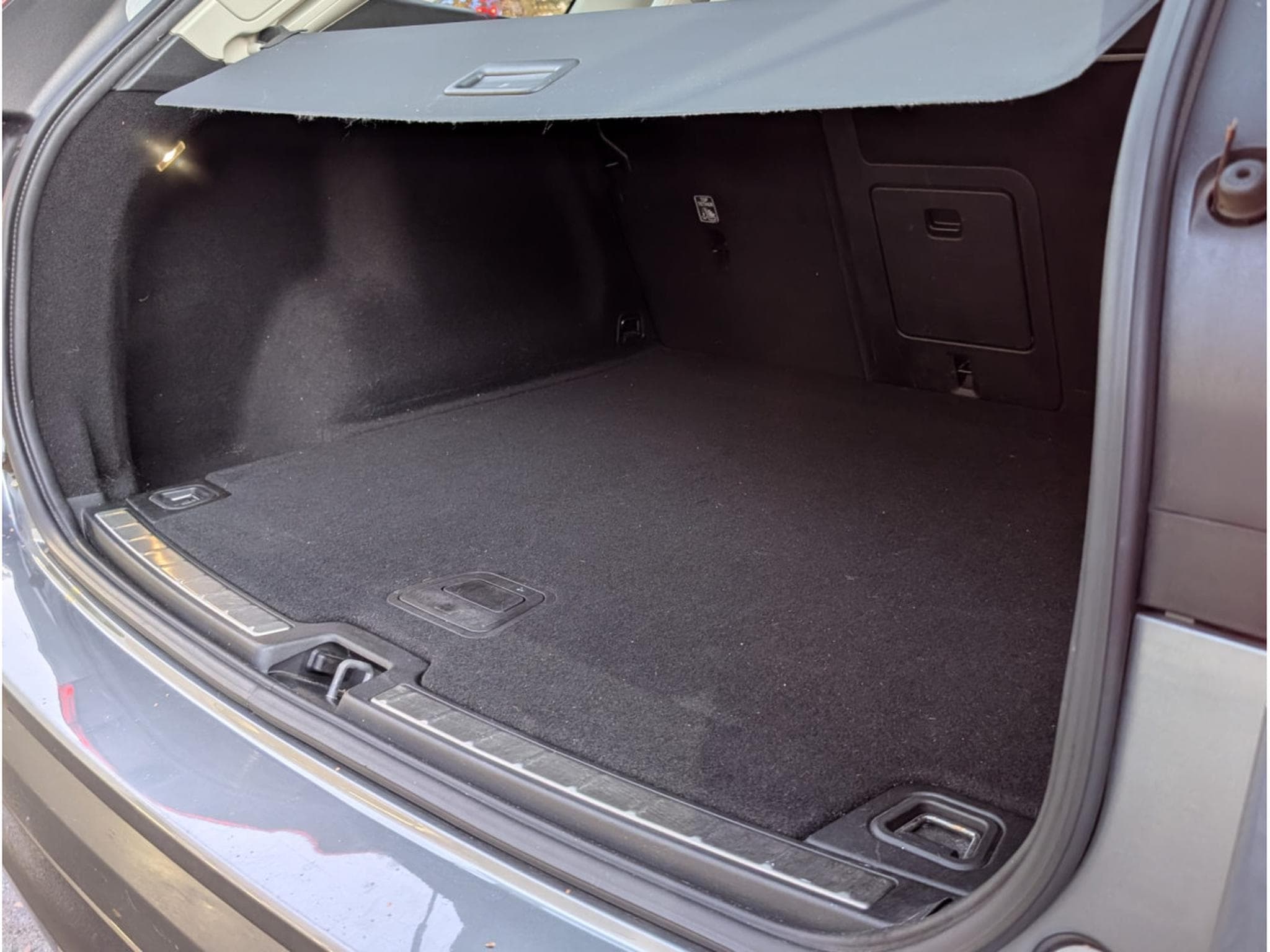 Volvo XC60 250CV Inscription (2018) - Photo 6