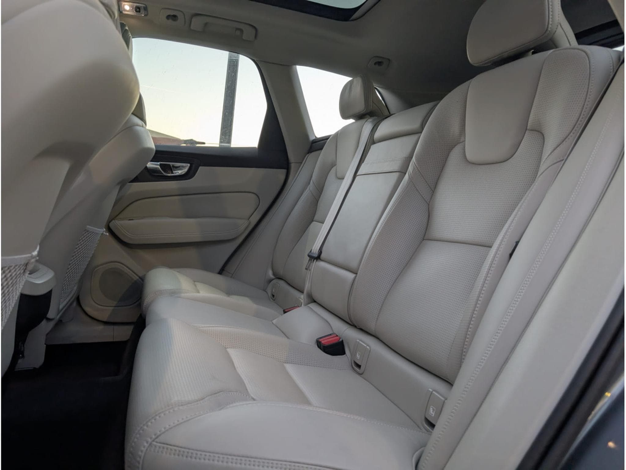 Volvo XC60 250CV Inscription (2018) - Photo 8