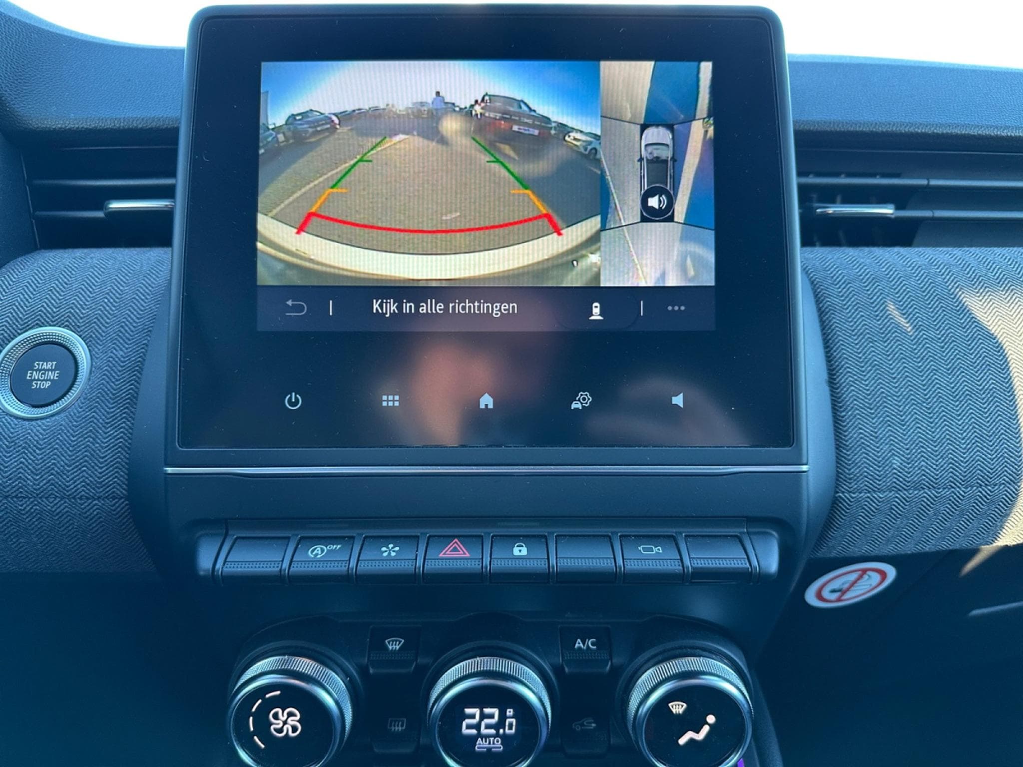 Renault Clio 1.0 TCe Techno (2025) - Photo 10