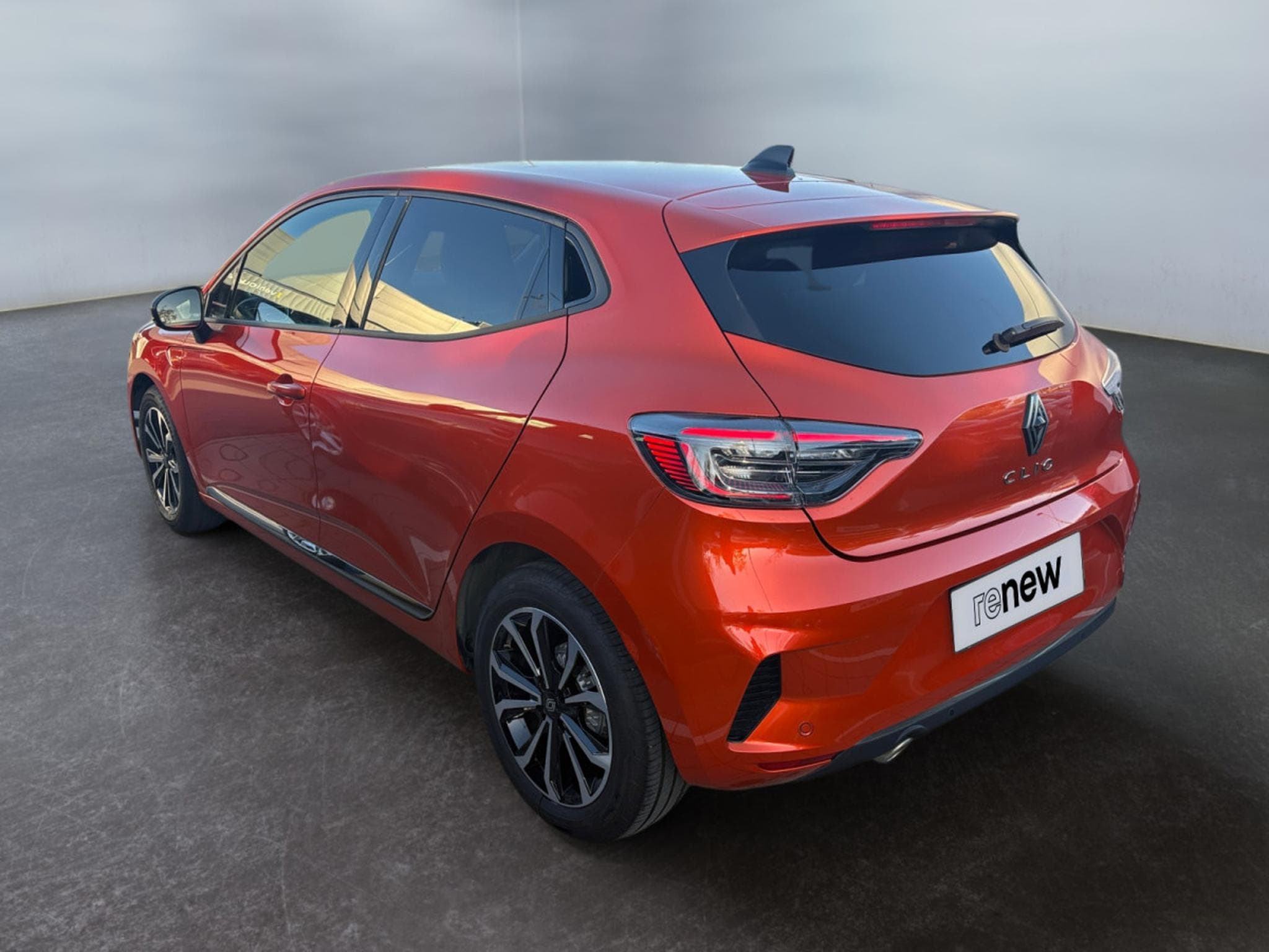 Renault Clio 1.0 TCe Techno X-Tronic (2025) - Photo 3