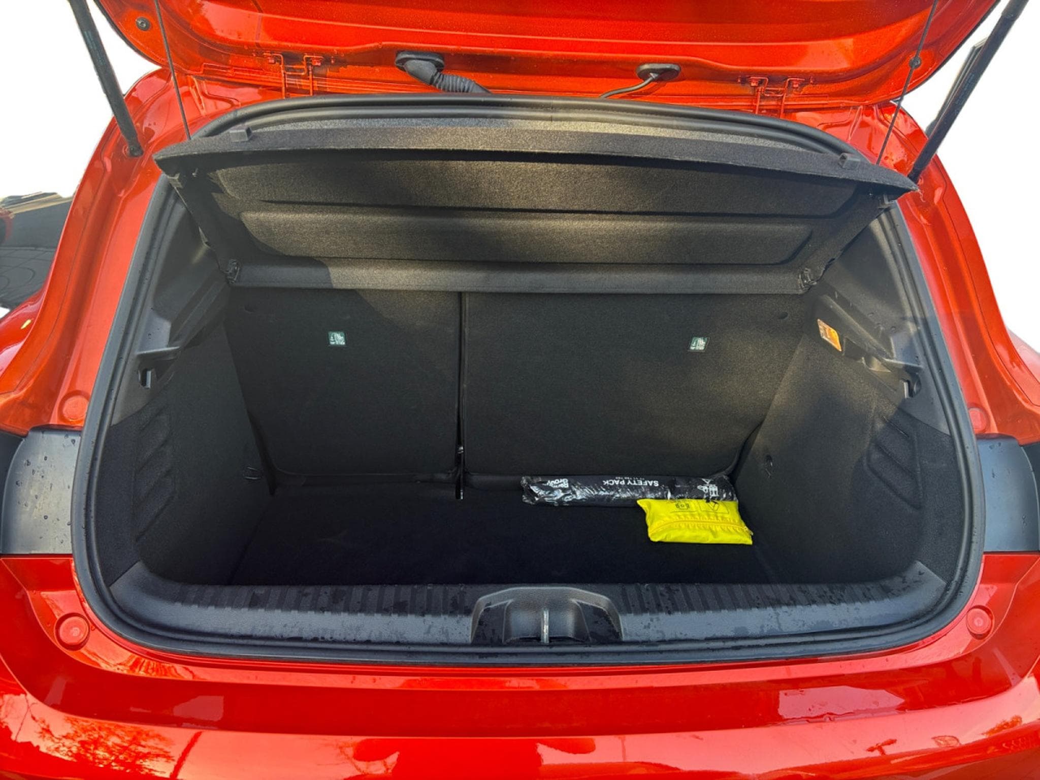 Renault Clio 1.0 TCe Techno X-Tronic (2025) - Photo 6