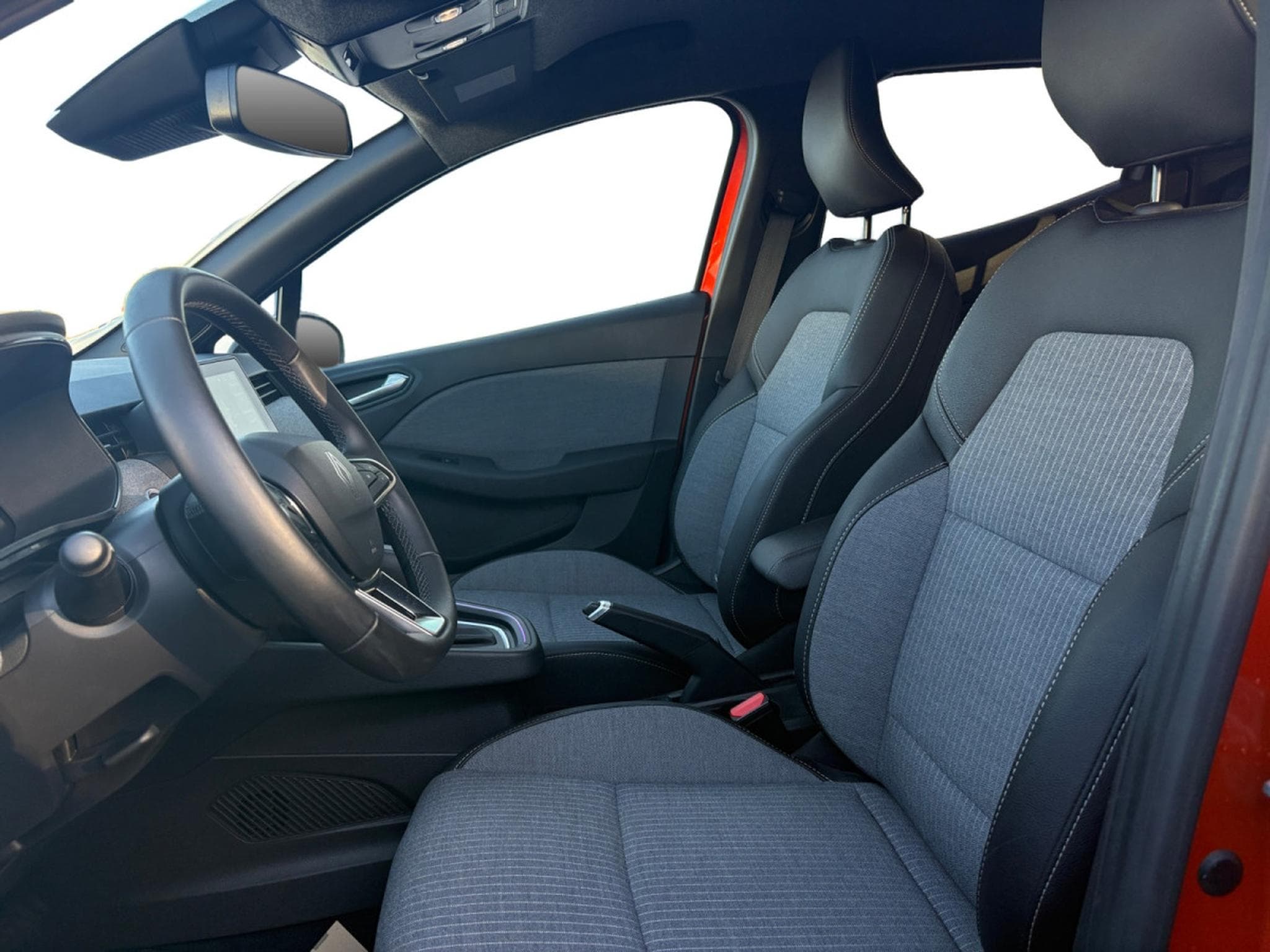 Renault Clio 1.0 TCe Techno X-Tronic (2025) - Photo 7