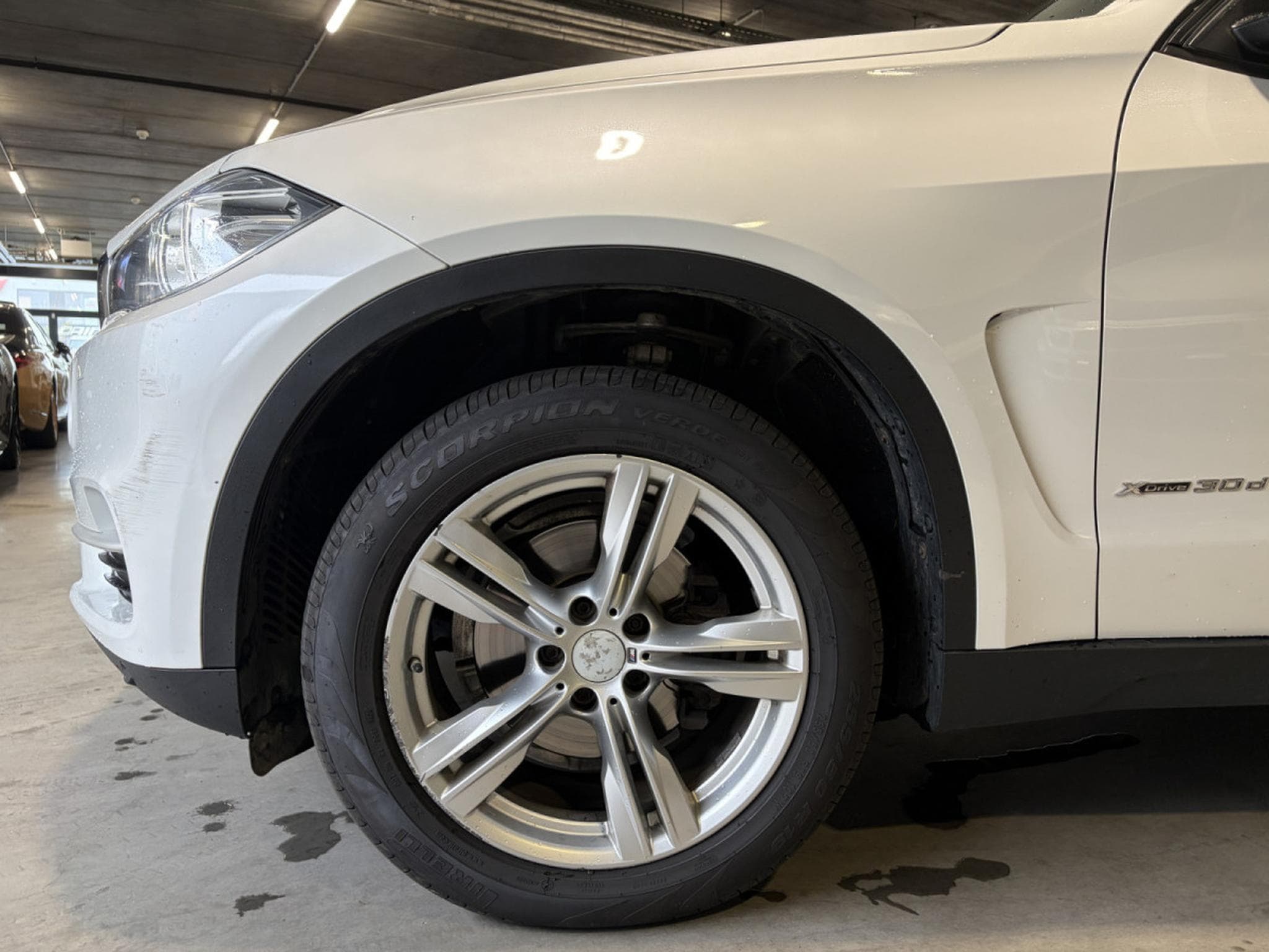 BMW X5 X5 xDrive 30 d/ /7Sitzer/Toit ouvrant Pano/19/bi xénon/Leder (2014) - Foto 19