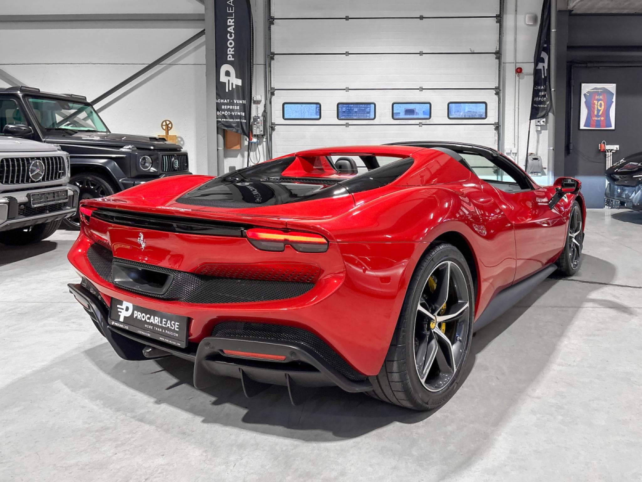 Ferrari 296 GTS 296 GTS/ Rosso Magma Extracampionario /Garantie Ferrari (2025) - Foto 22