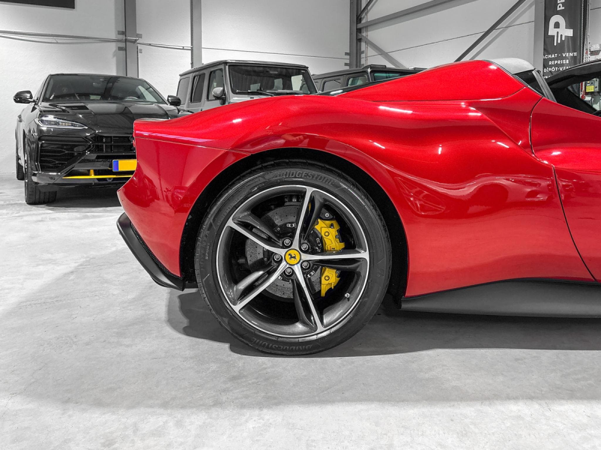 Ferrari 296 GTS 296 GTS/ Rosso Magma Extracampionario /Garantie Ferrari (2025) - Foto 24