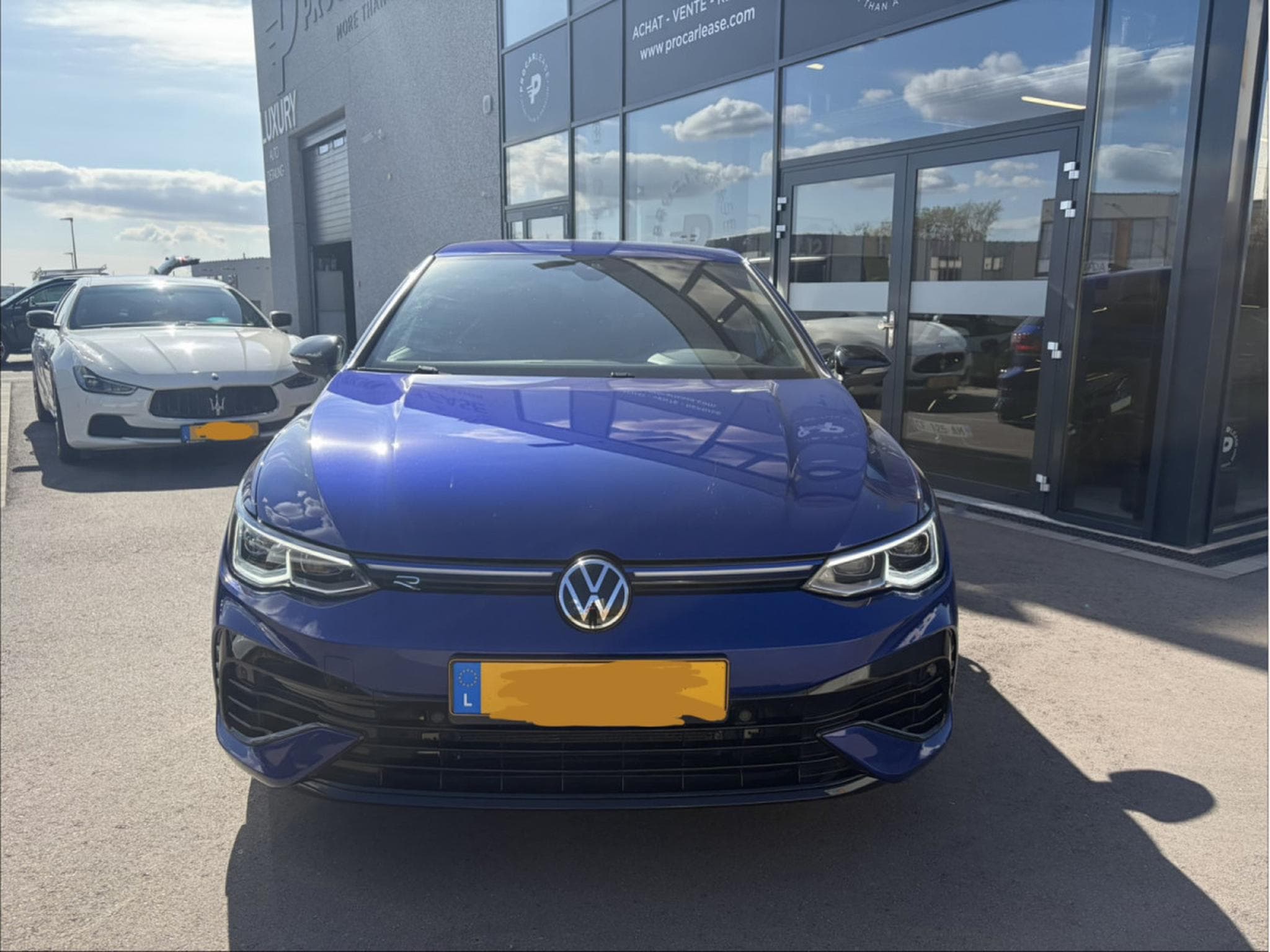 VW Golf R Golf VIII Lim. R PERFORMANCE 4MOTION/ACC/NAVI/VMAX/NAPPA.. (2021) - Foto 2