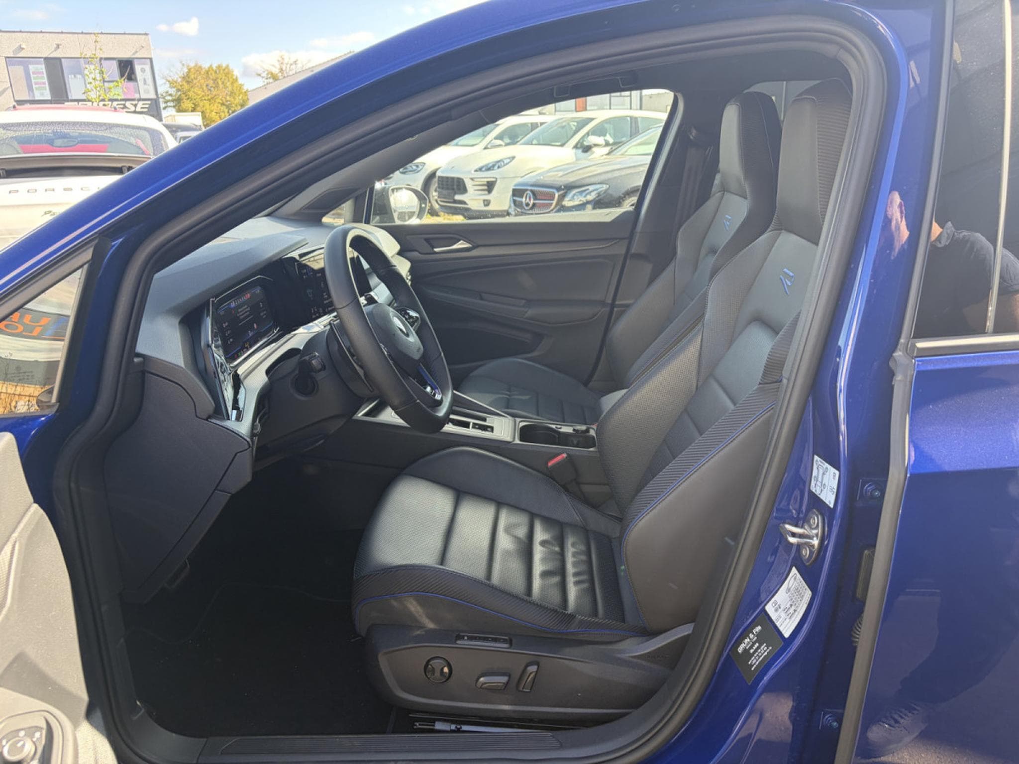 VW Golf R Golf VIII Lim. R PERFORMANCE 4MOTION/ACC/NAVI/VMAX/NAPPA.. (2021) - Foto 10