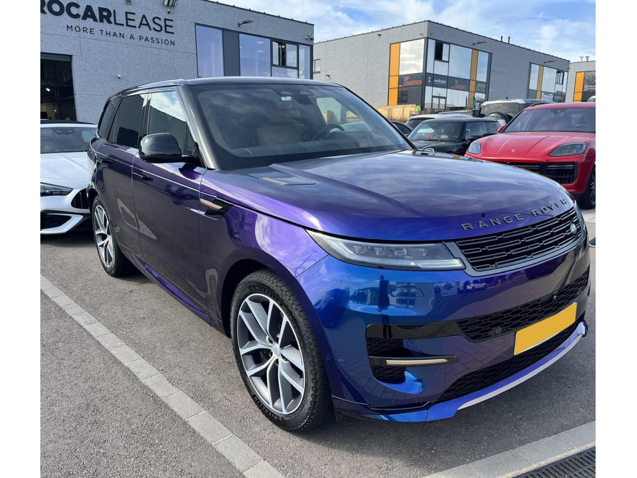 Land-Rover Range Rover Sport P550e AUTOBIOGRAPHY (2024) - Foto 1