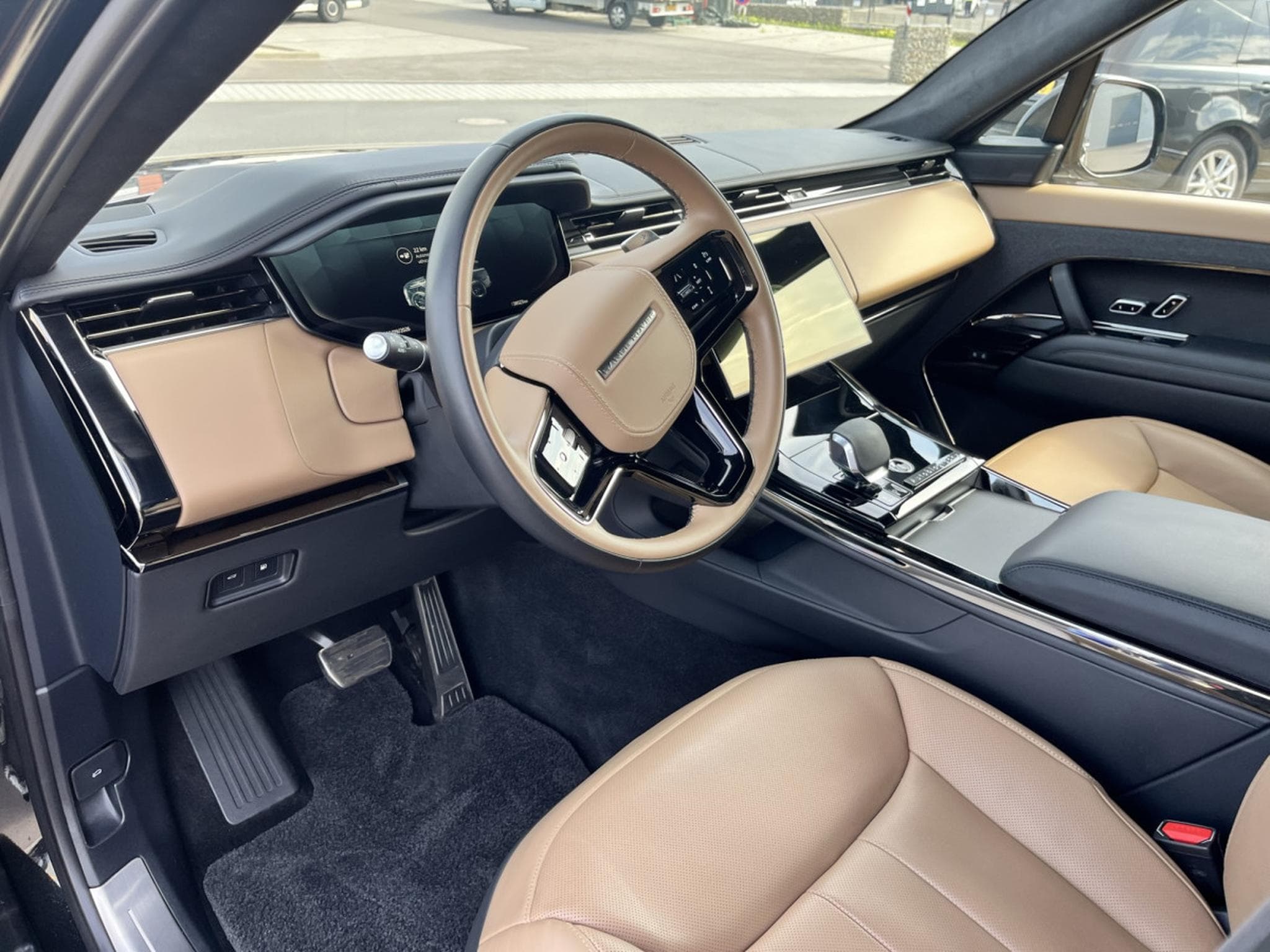 Land-Rover Range Rover Sport P550e AUTOBIOGRAPHY (2024) - Foto 5