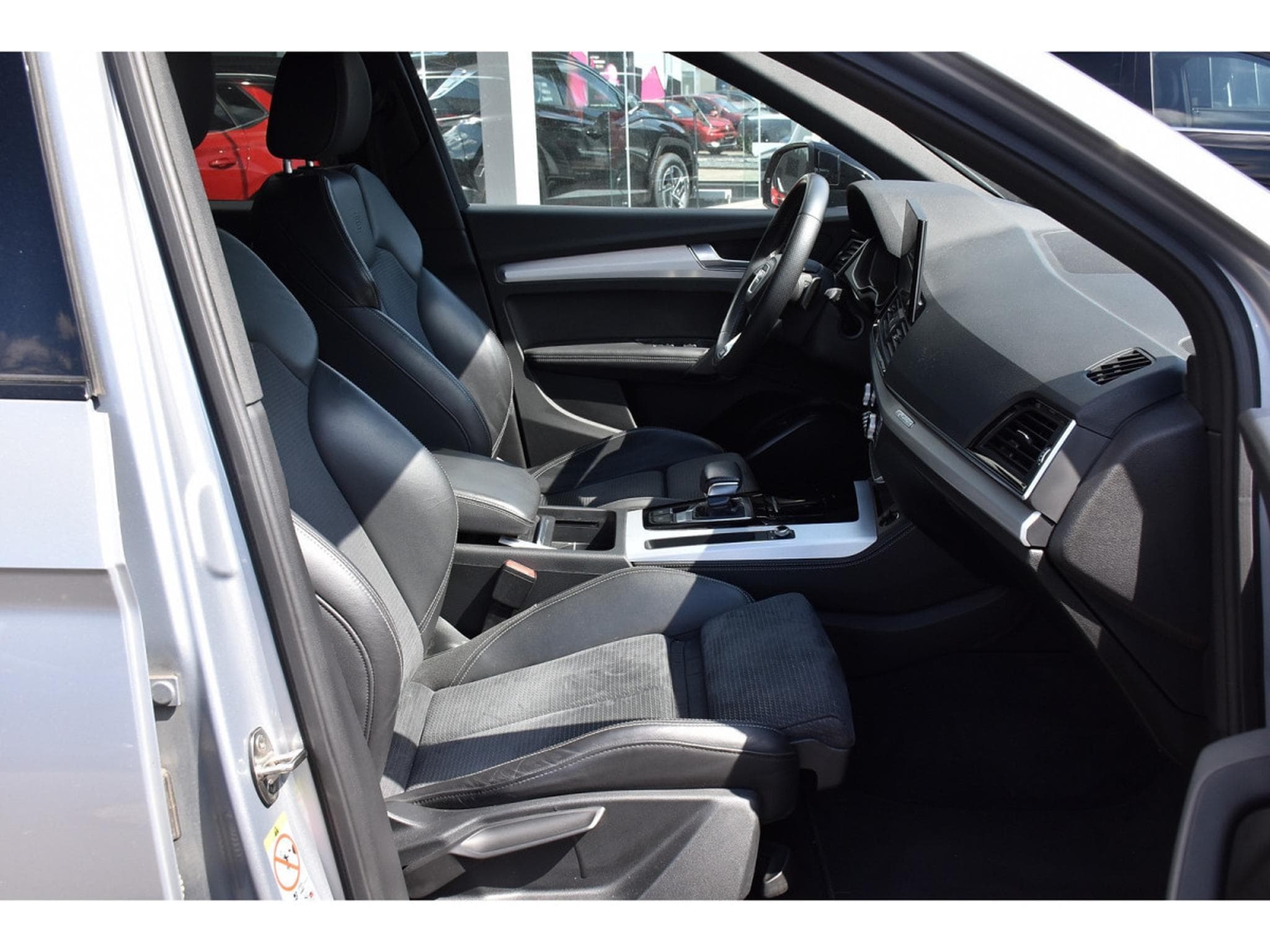Audi Q5 Sportback 55 TFSIe Quattro S-Line S-Tronic (2021) - Photo 7