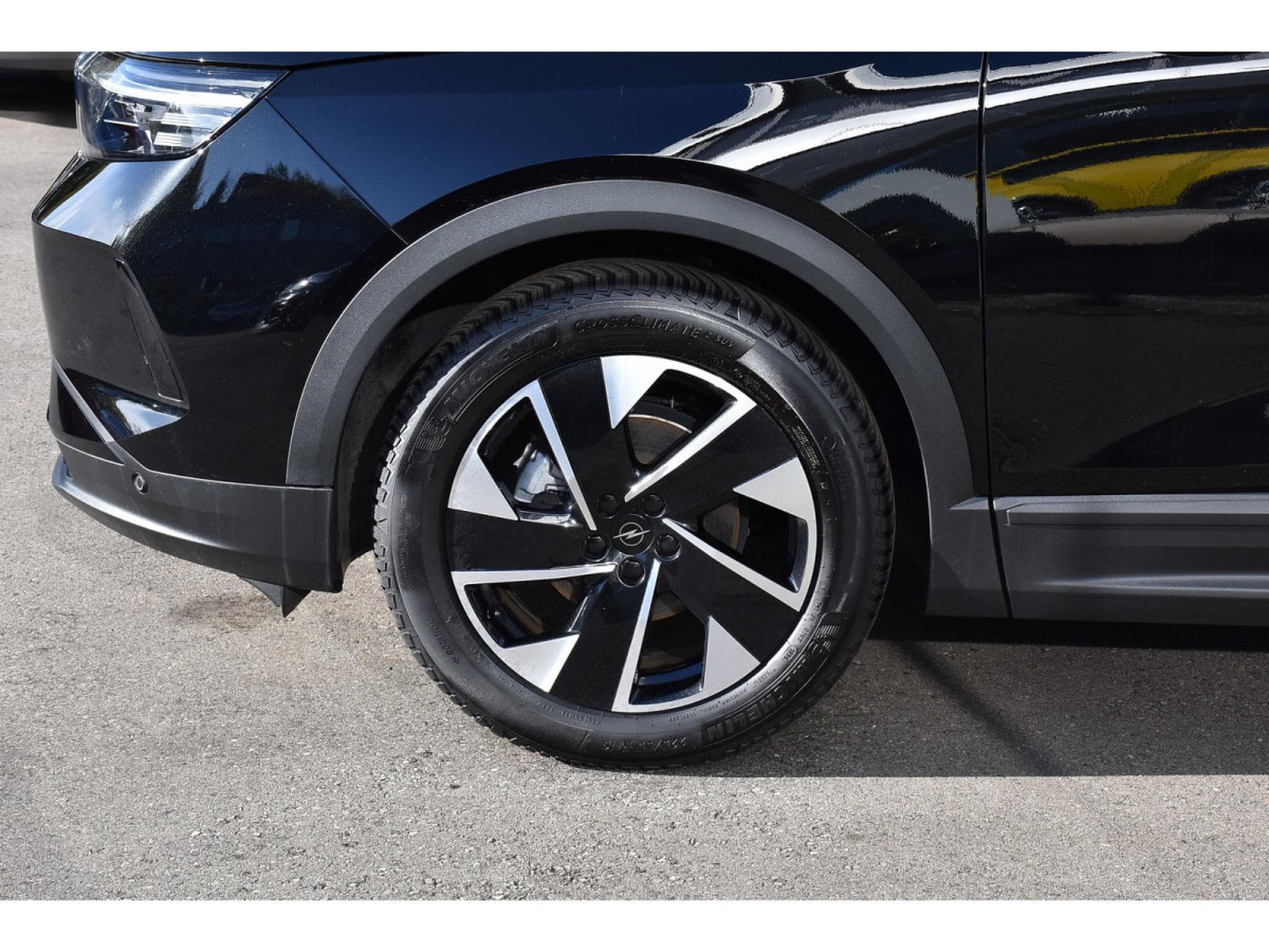 Opel Grandland 1.2 Hybrid 145 e-DCT6 GS ACC ANGLE MORT HUD CAM360 1° MAIN (2025) - Photo 5