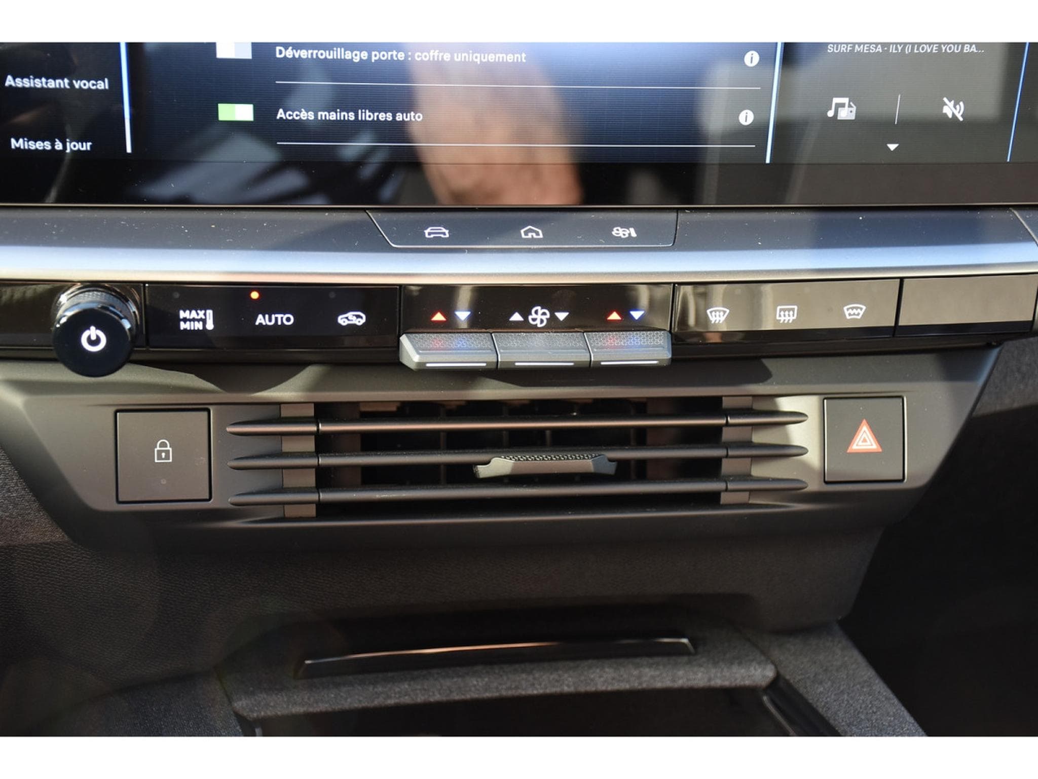 Opel Grandland 1.2 Hybrid 145 e-DCT6 GS ACC ANGLE MORT HUD CAM360 1° MAIN (2025) - Photo 20