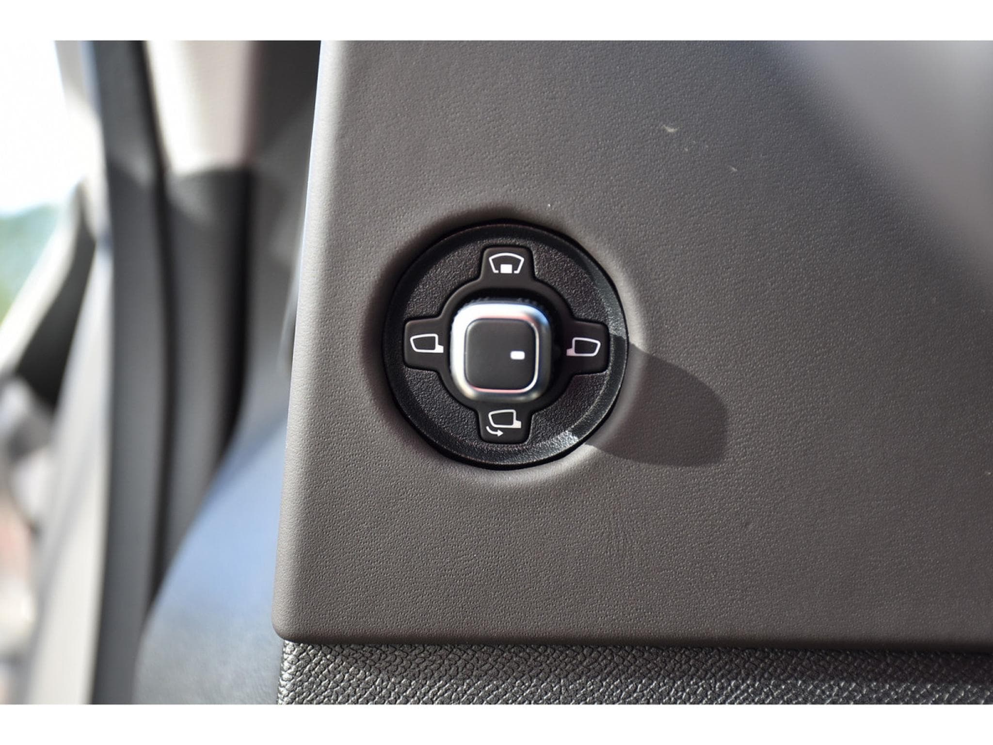 DS Automobiles DS 1.5 BlueHDI Etoile EAT8 NAPPA MEMO HUD ACC CAM360 1° MAIN (2025) - Photo 23