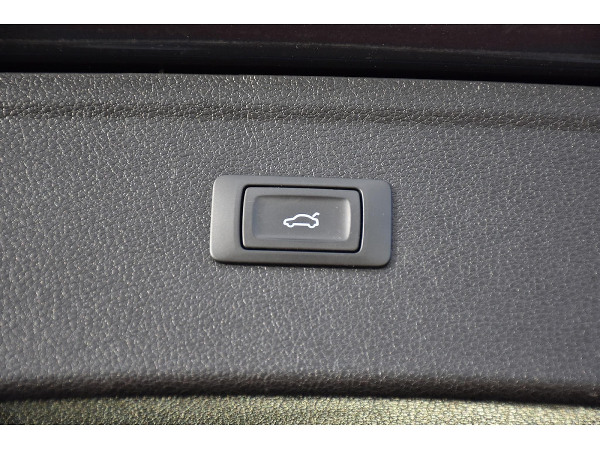 Audi Q5 50 TFSIe Quattro S-Tronic CUIR REGUL GPS 1° MAIN (2020) - Photo 20