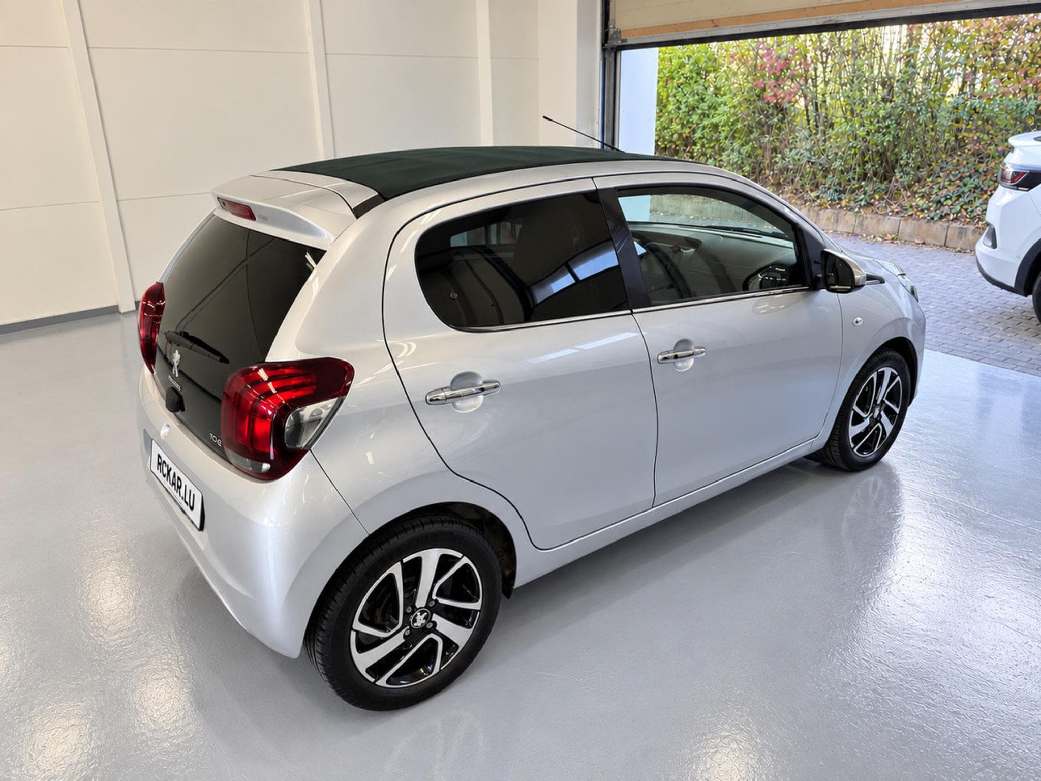 Peugeot 108 1.0 VTI Allure Top Collection Camera Carplay (2021) - Photo 3