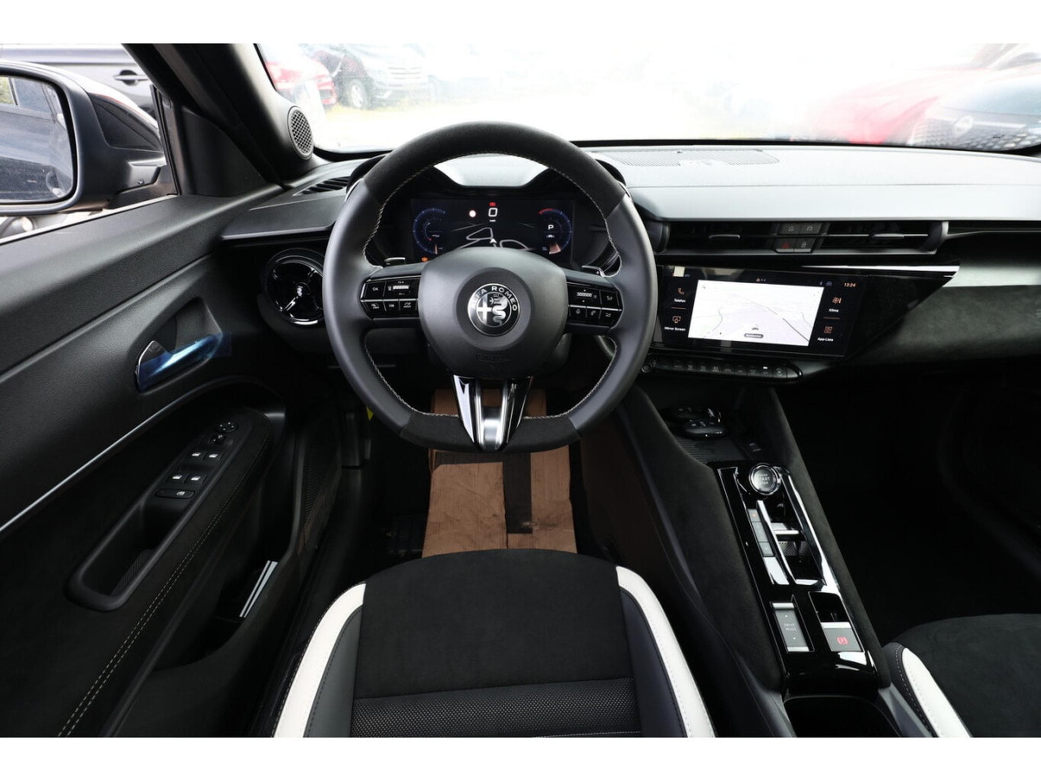 Alfa-Romeo Junior 1.2  Hybrid e-DSC6 136 Sport (2026) - Photo 6