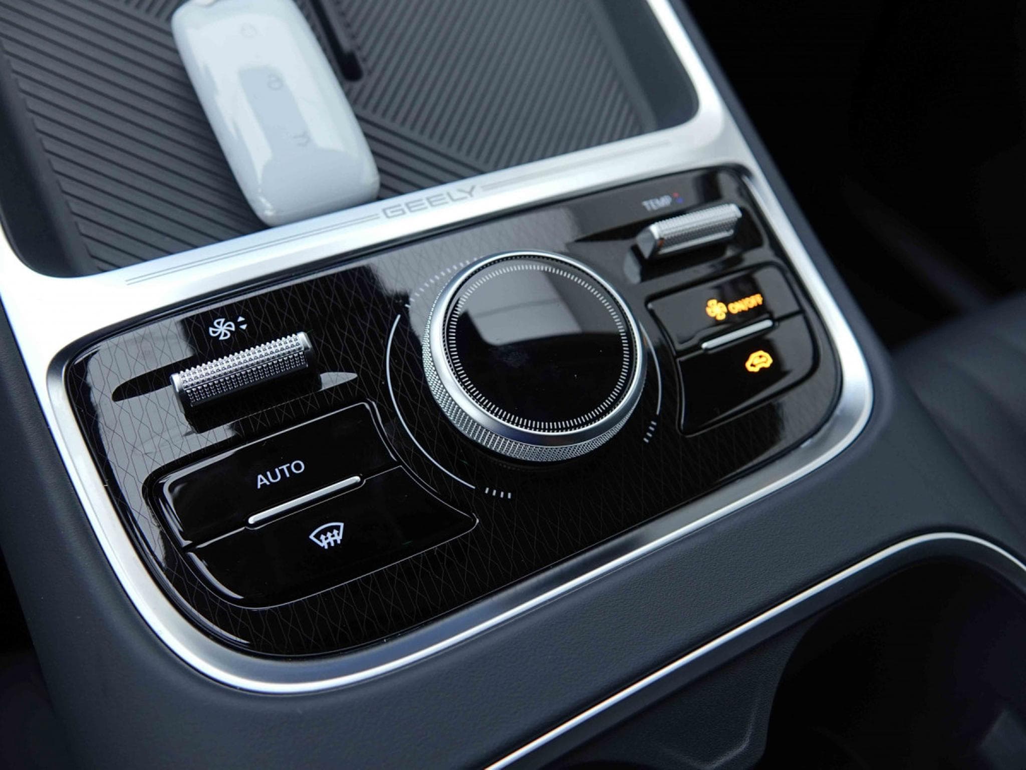 Geely Starray 1.5 PHEV 263 Automatique Pro+ (2026) - Photo 13