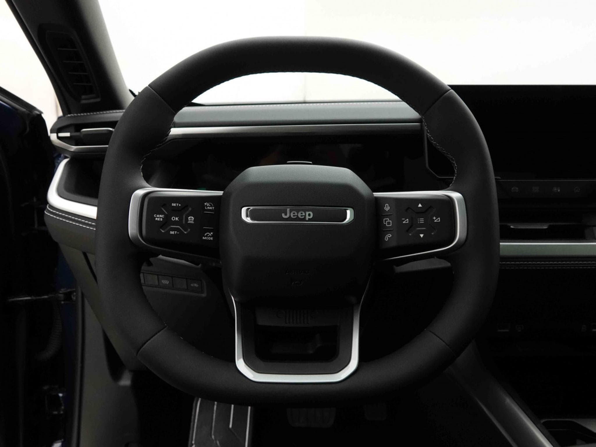 Jeep Compass 1.2 e-Hybrid 145 Automatique First Edition (2026) - Photo 10