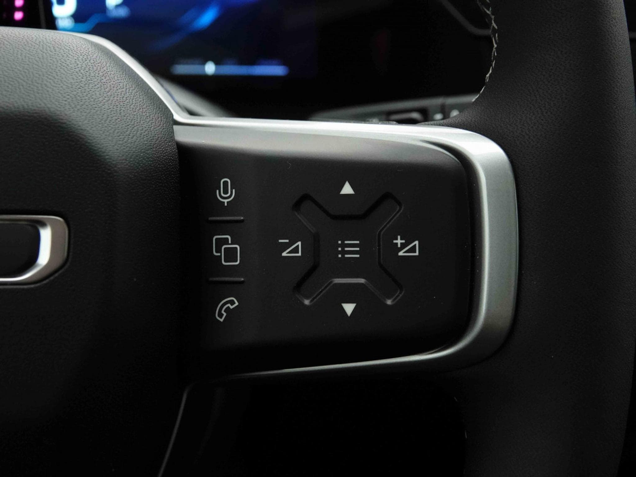 Jeep Compass 1.2 e-Hybrid 145 Automatique First Edition (2026) - Photo 23