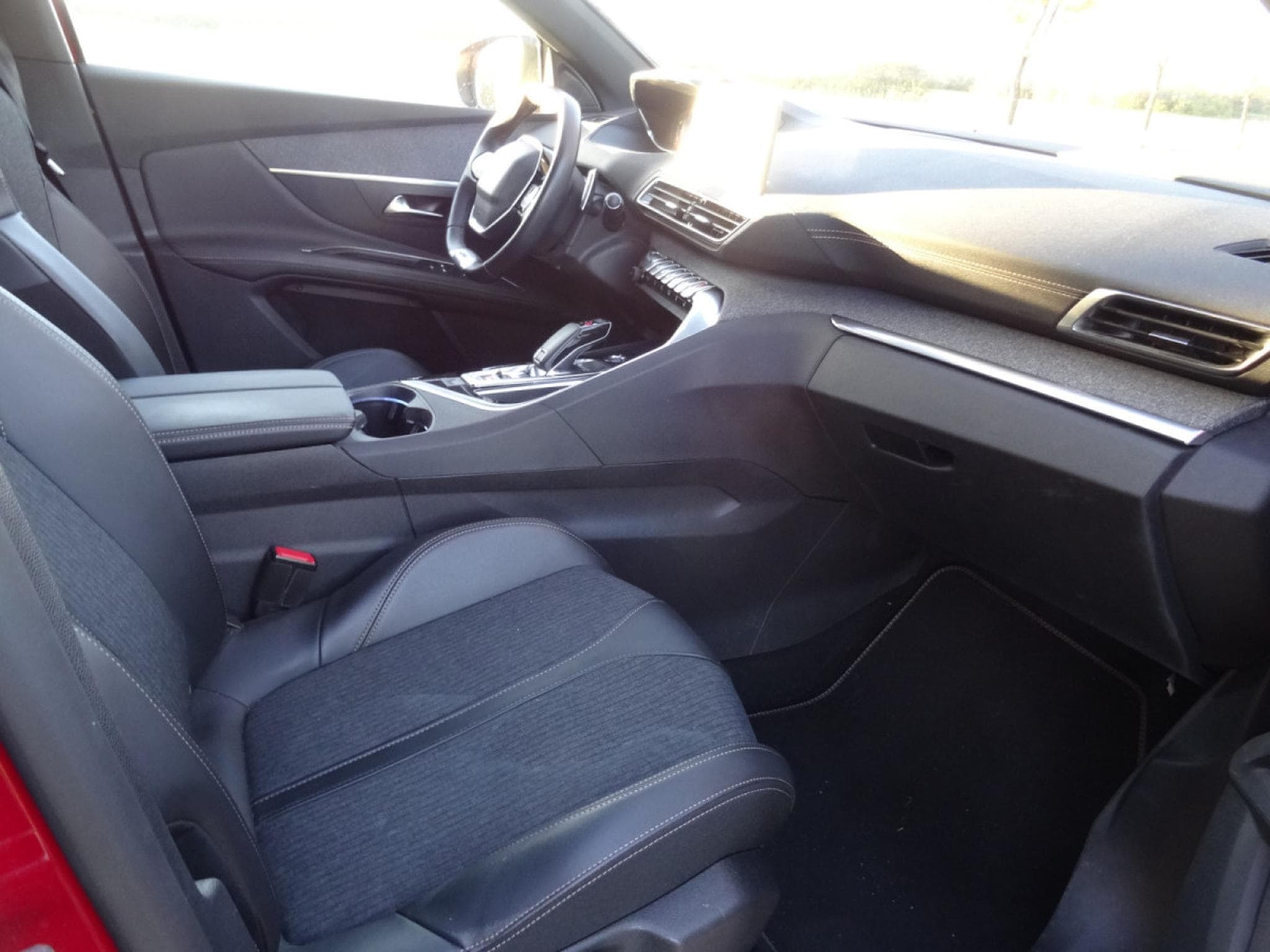 Peugeot 3008 1.6 GT-Line Automatique 180CV (2018) - Photo 9