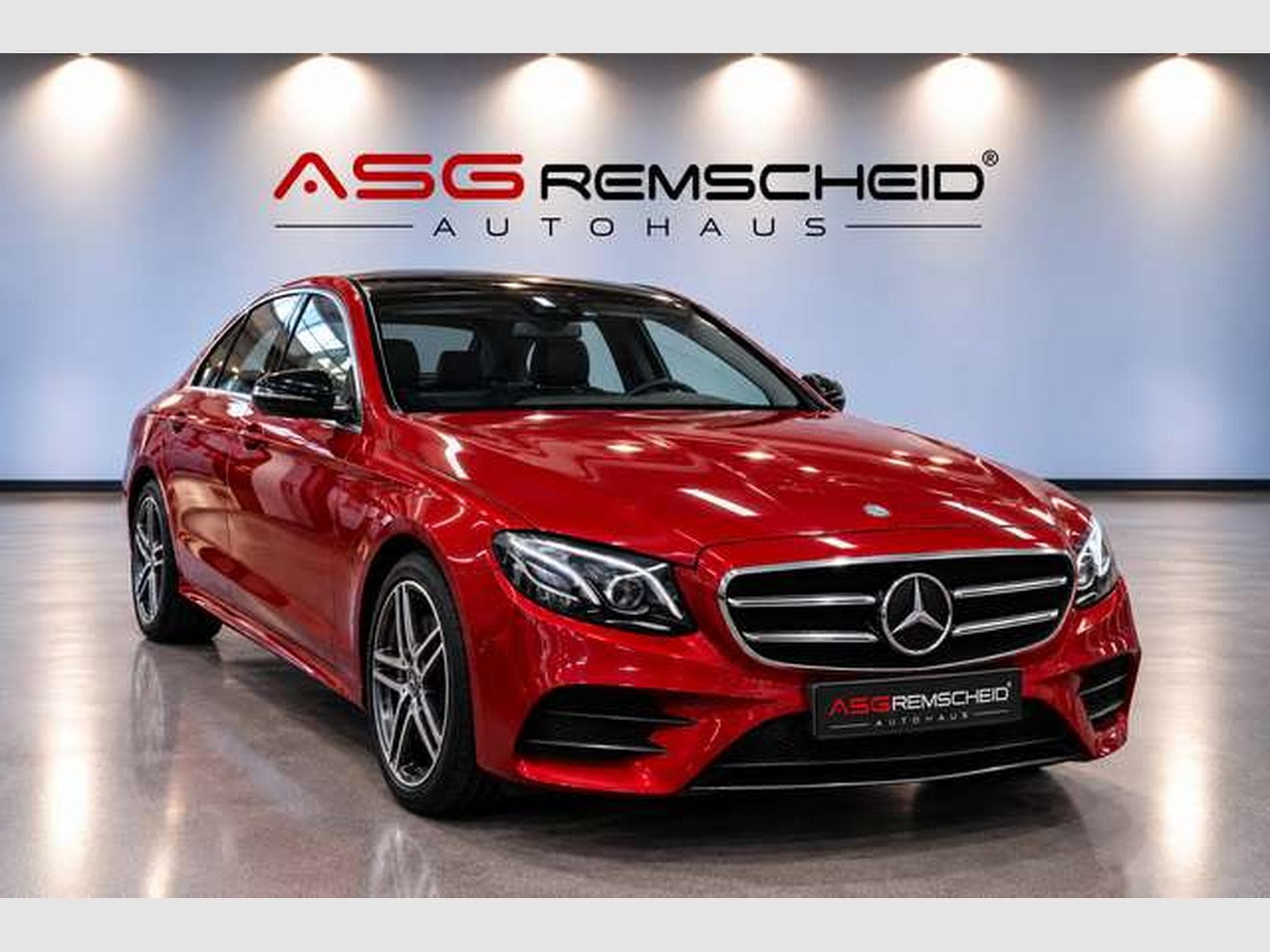 Mercedes E 400 Limousine 4M AMG Line 2.HD *Pano*Night*ACC (2017) - Photo 1