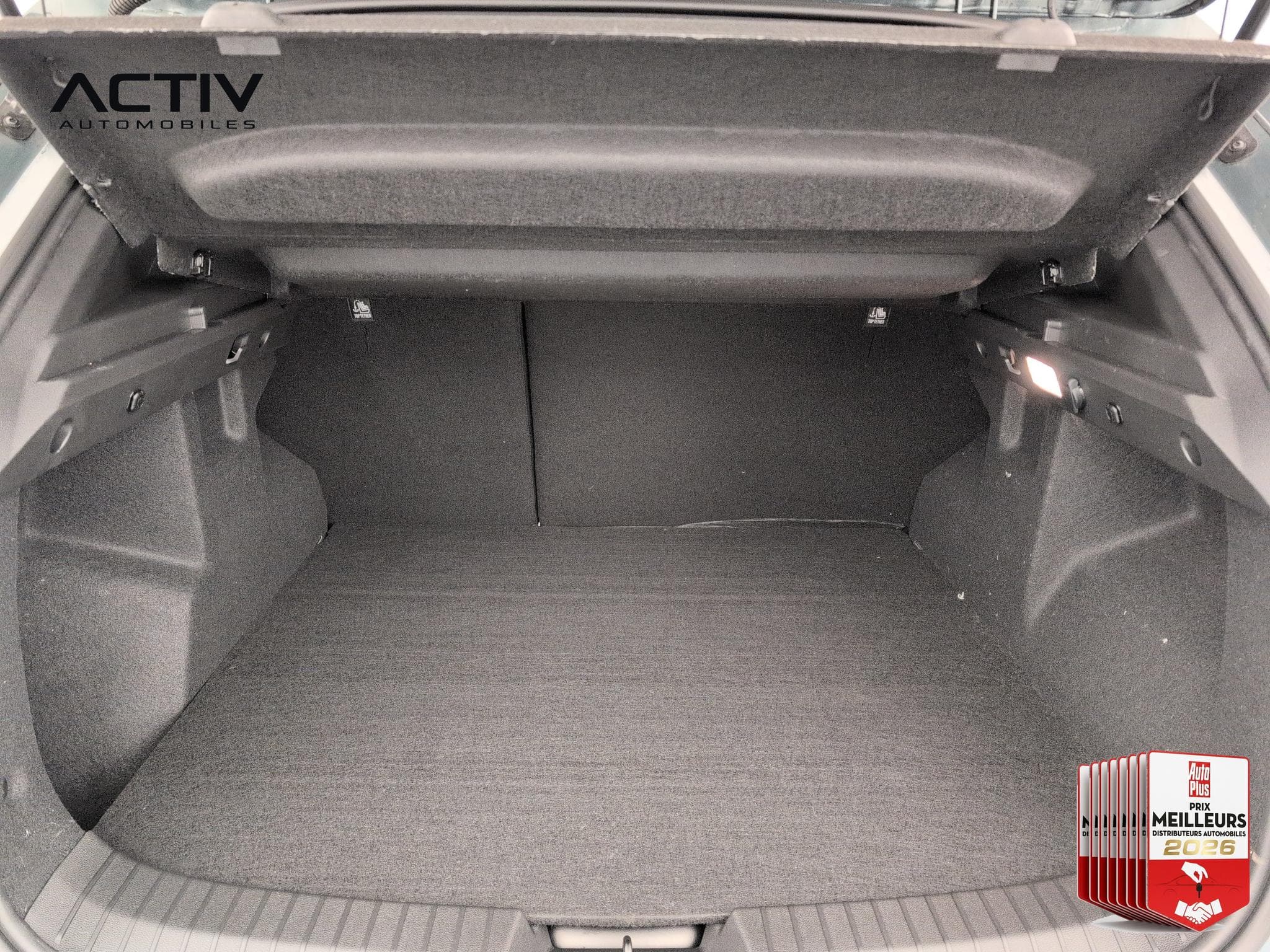 Dacia DUSTER Hybrid-G 150 4x4 Extreme (2026) - Foto 14