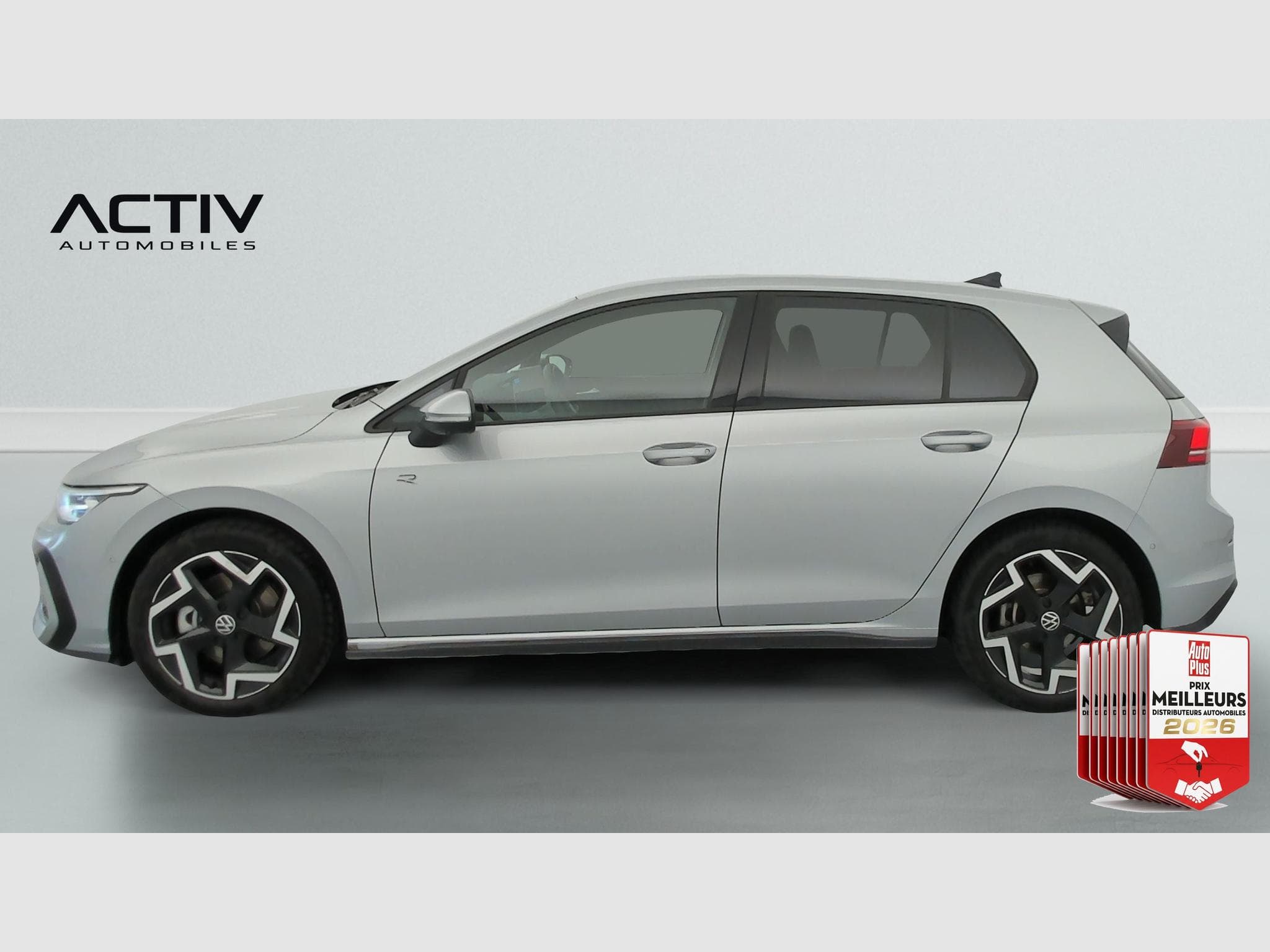 VW Golf VIII 2.0 TDI 150 DSG7 R-LINE (2026) - Photo 4