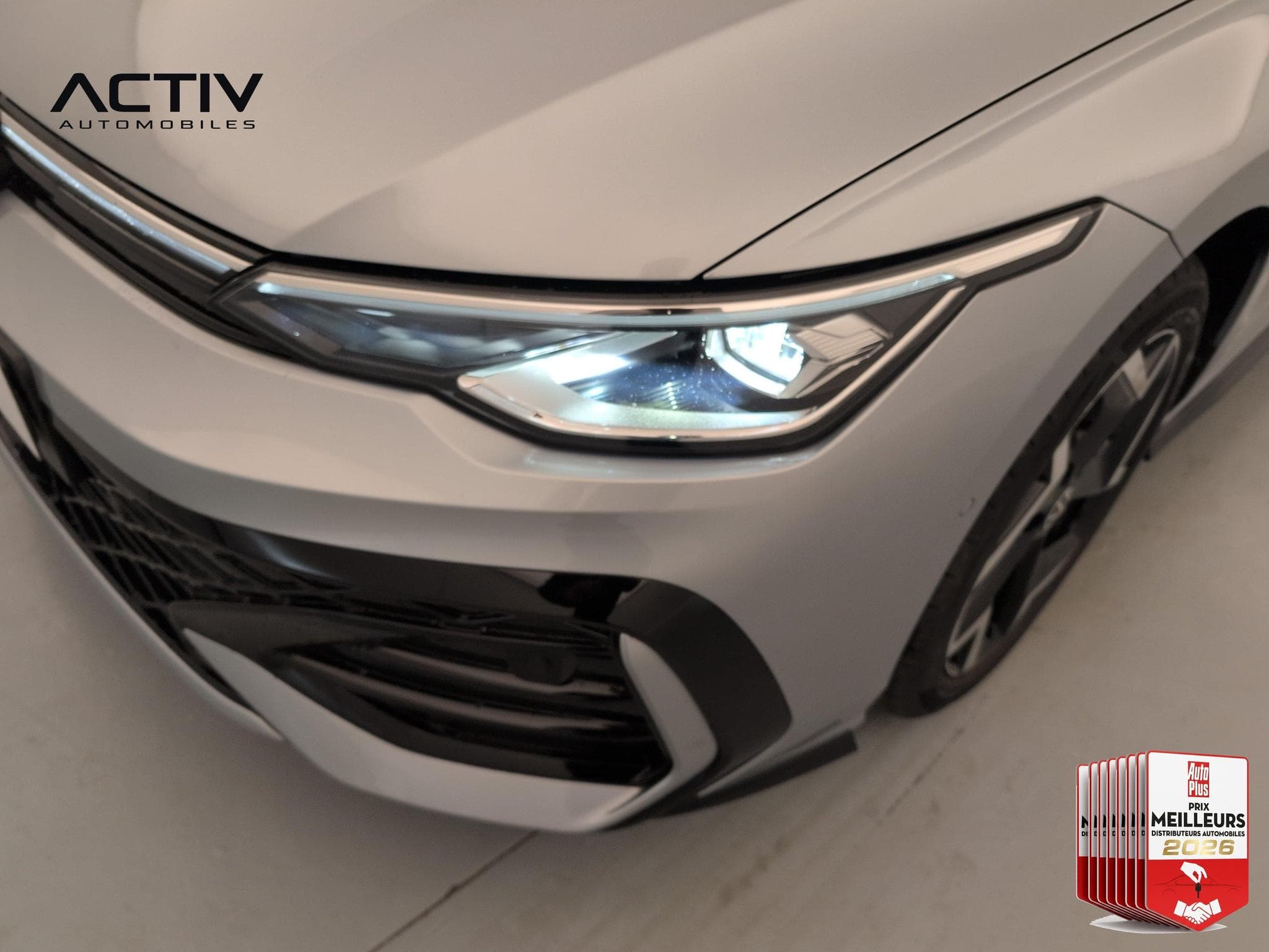 VW Golf VIII 2.0 TDI 150 DSG7 R-LINE (2026) - Photo 27