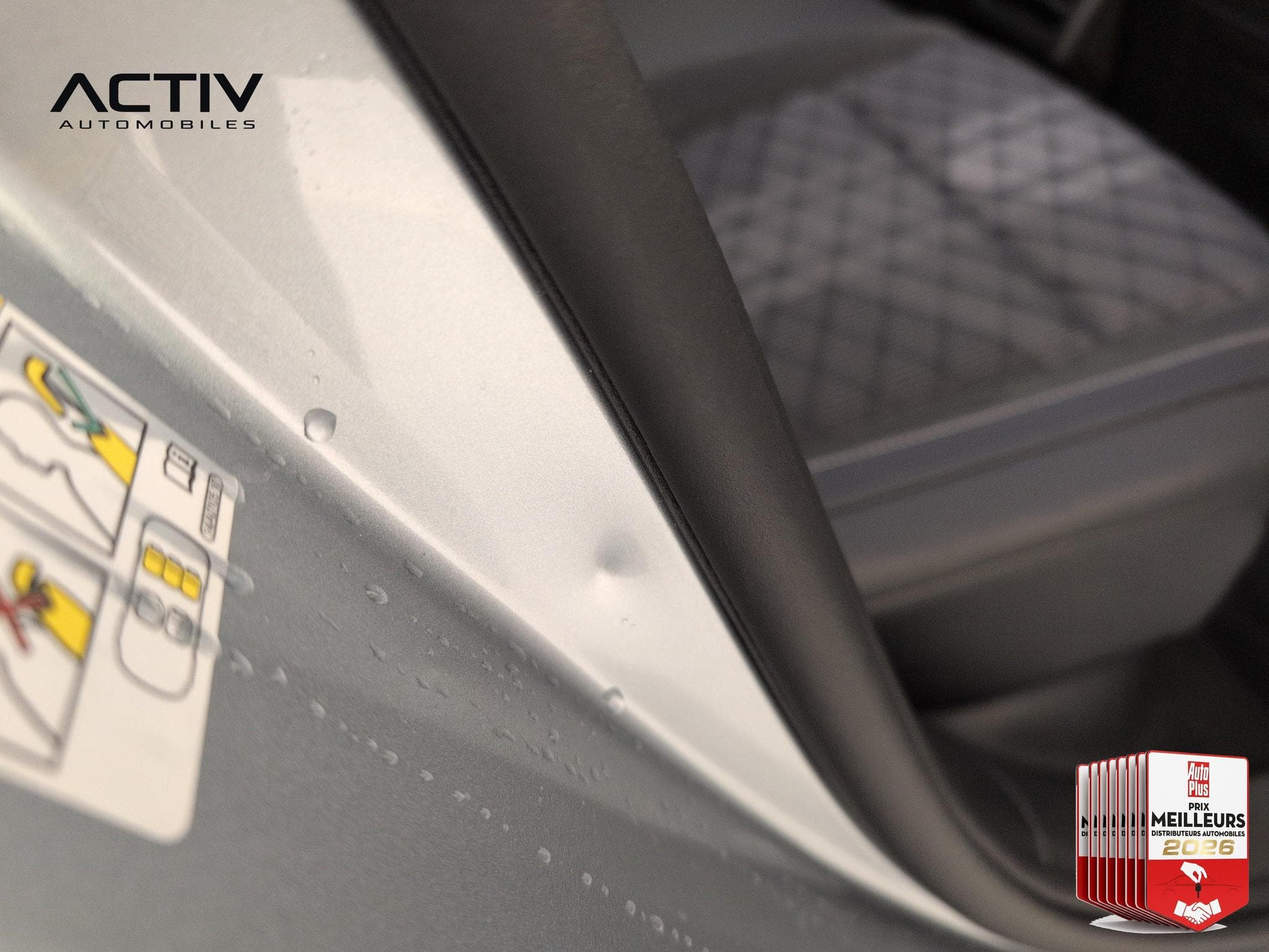 VW Golf VIII 2.0 TDI 150 DSG7 R-LINE (2026) - Photo 29