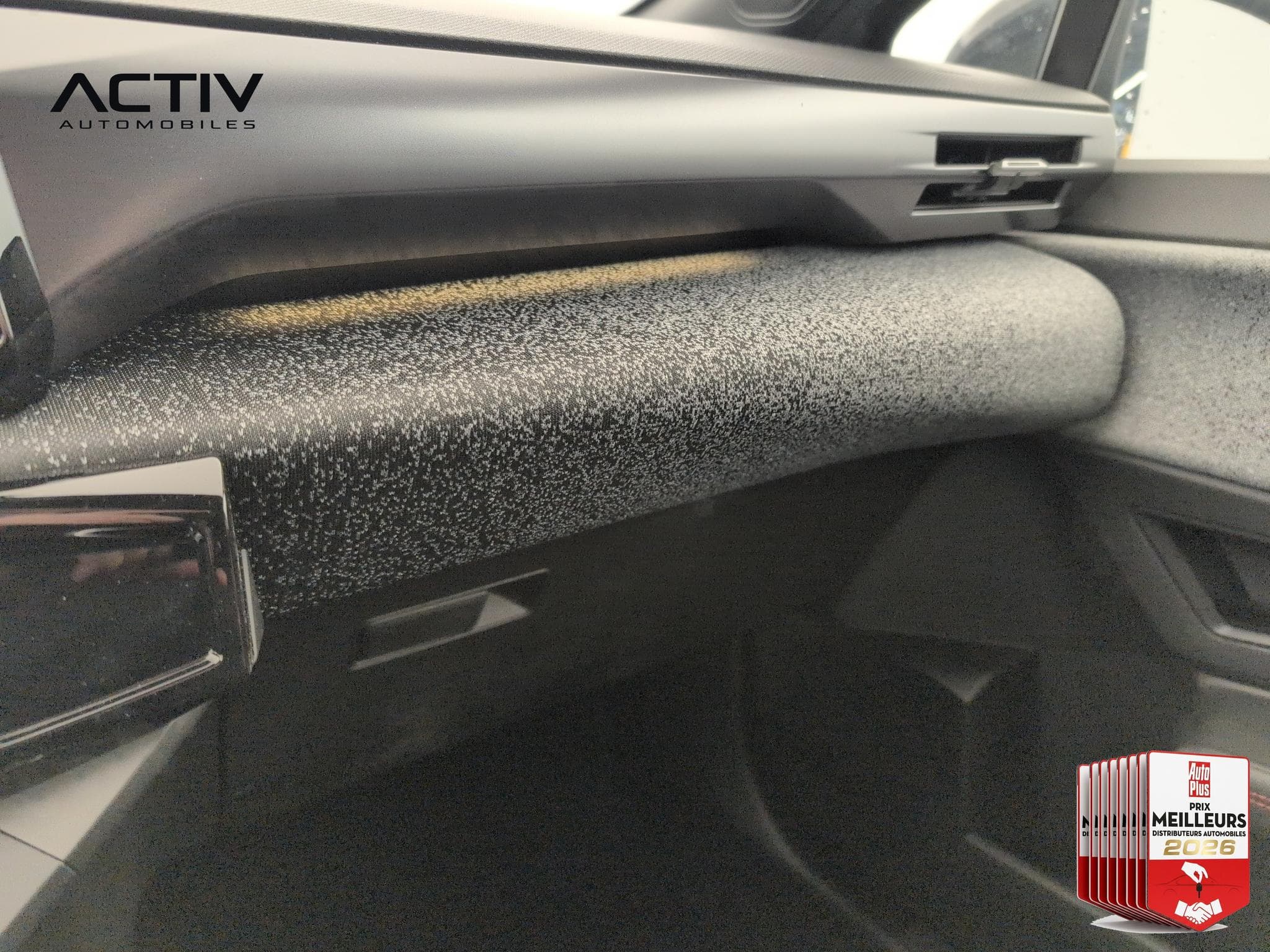 Renault Clio E-TECH FULL HYBRID 160 CH TECHNO (2026) - Photo 24