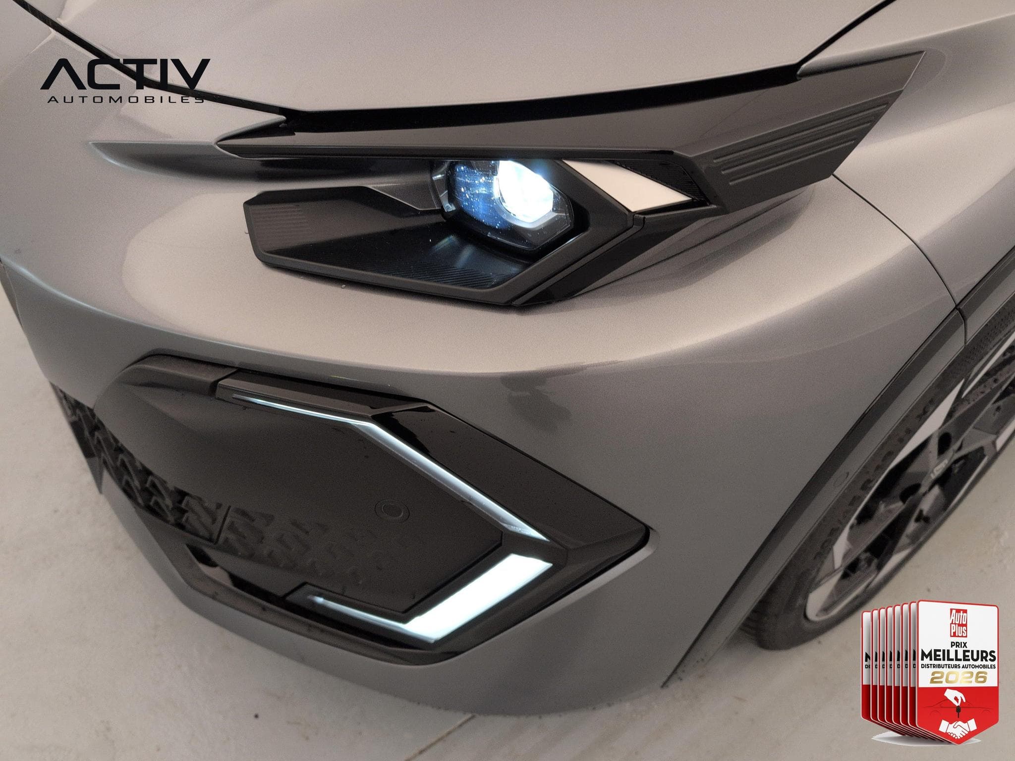 Renault Clio E-TECH FULL HYBRID 160 CH TECHNO (2026) - Photo 26