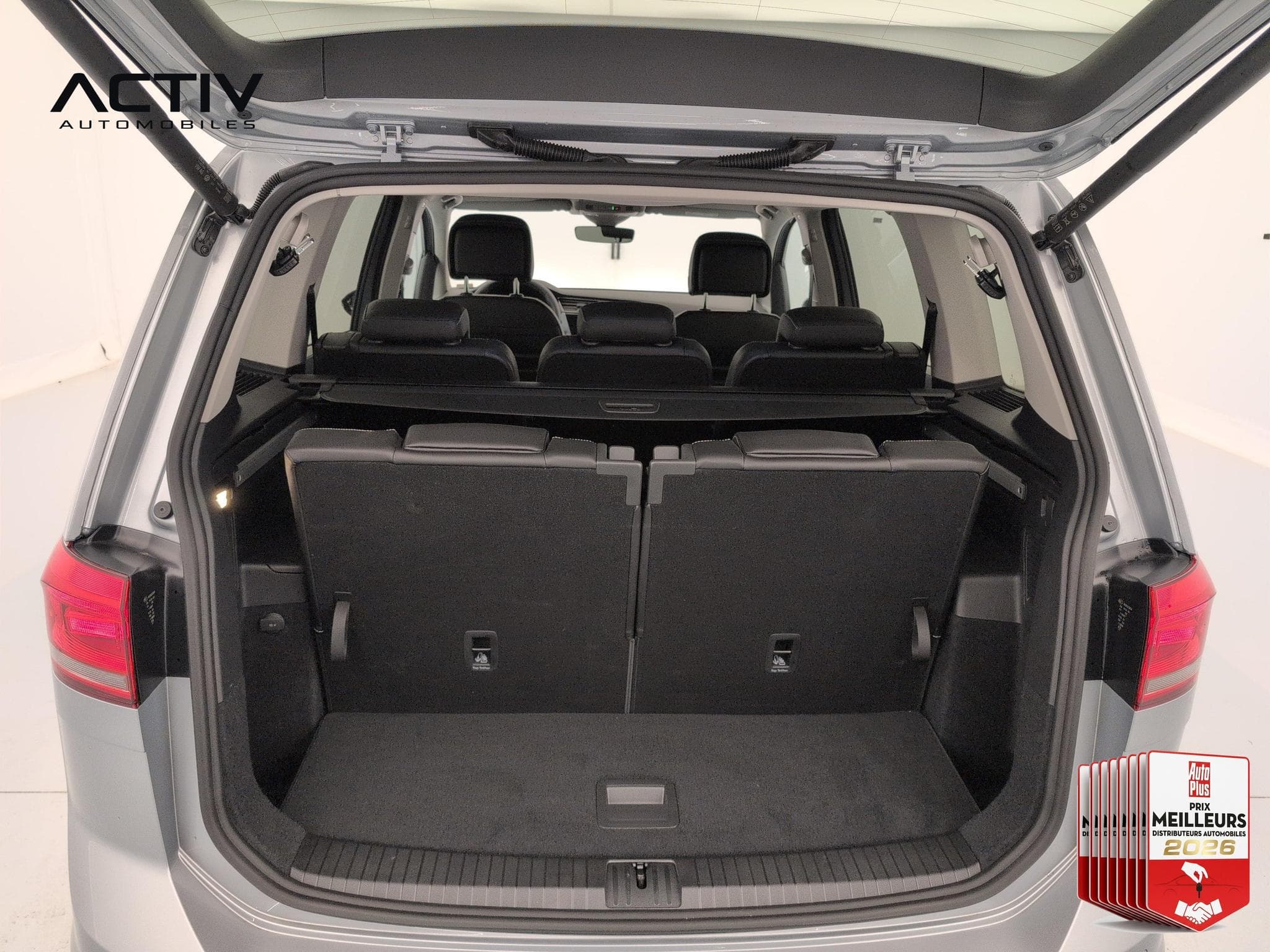 VW Touran 2.0 TDI 150 DSG7 7pl Life Plus (2025) - Foto 11