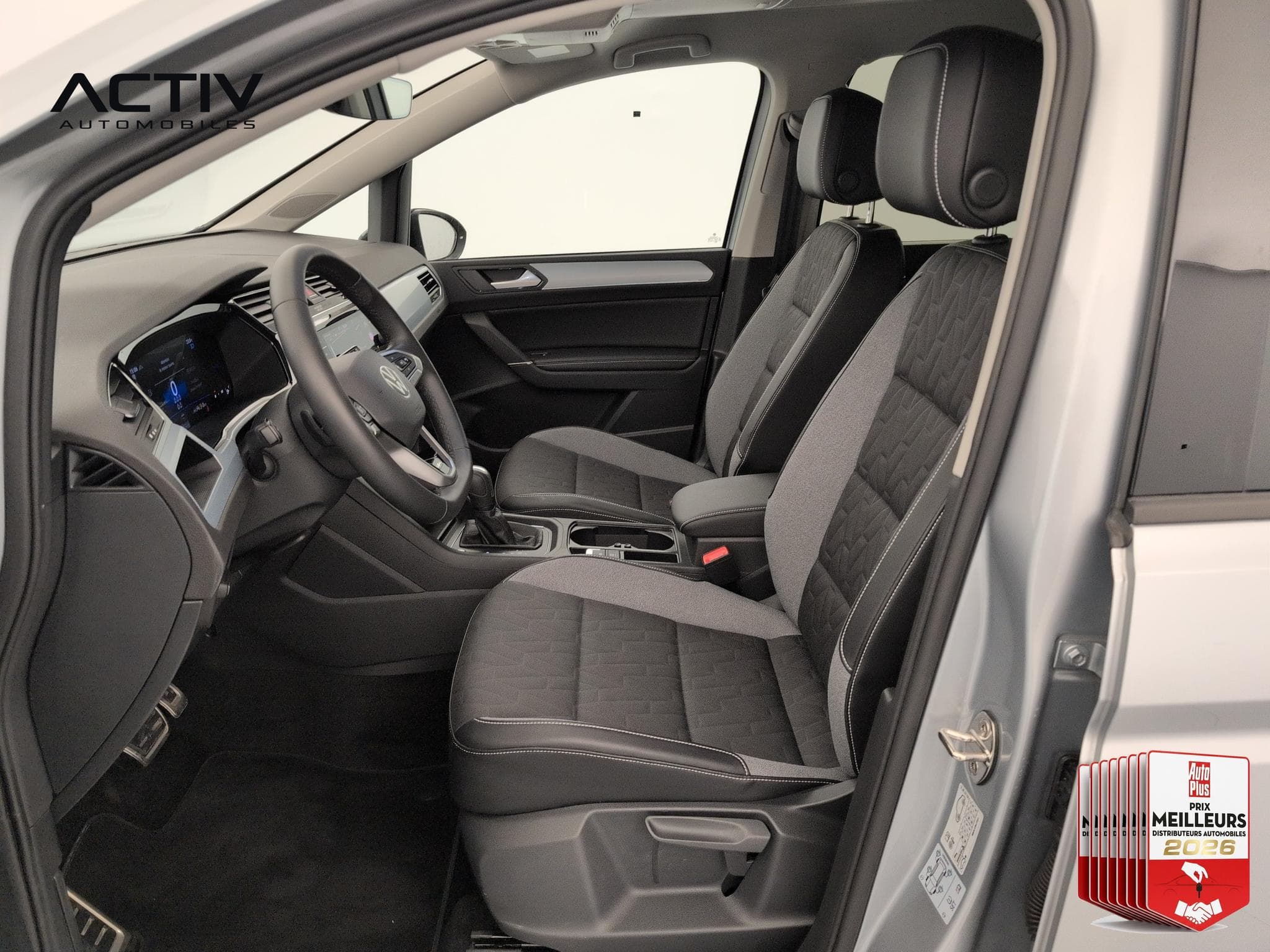 VW Touran 2.0 TDI 150 DSG7 7pl Life Plus (2025) - Foto 16