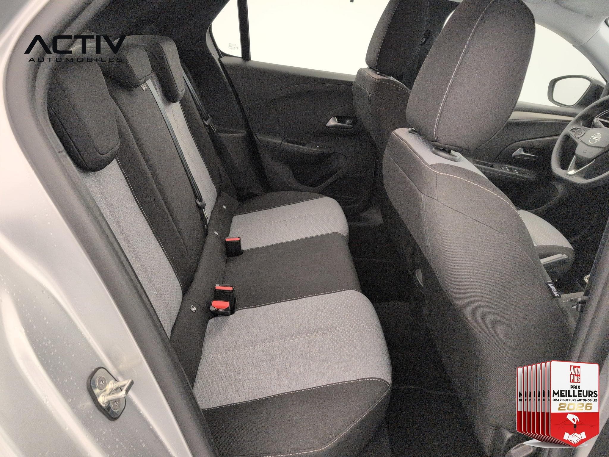 Opel Corsa 1.2 Turbo 100 ch Edition (2025) - Photo 10