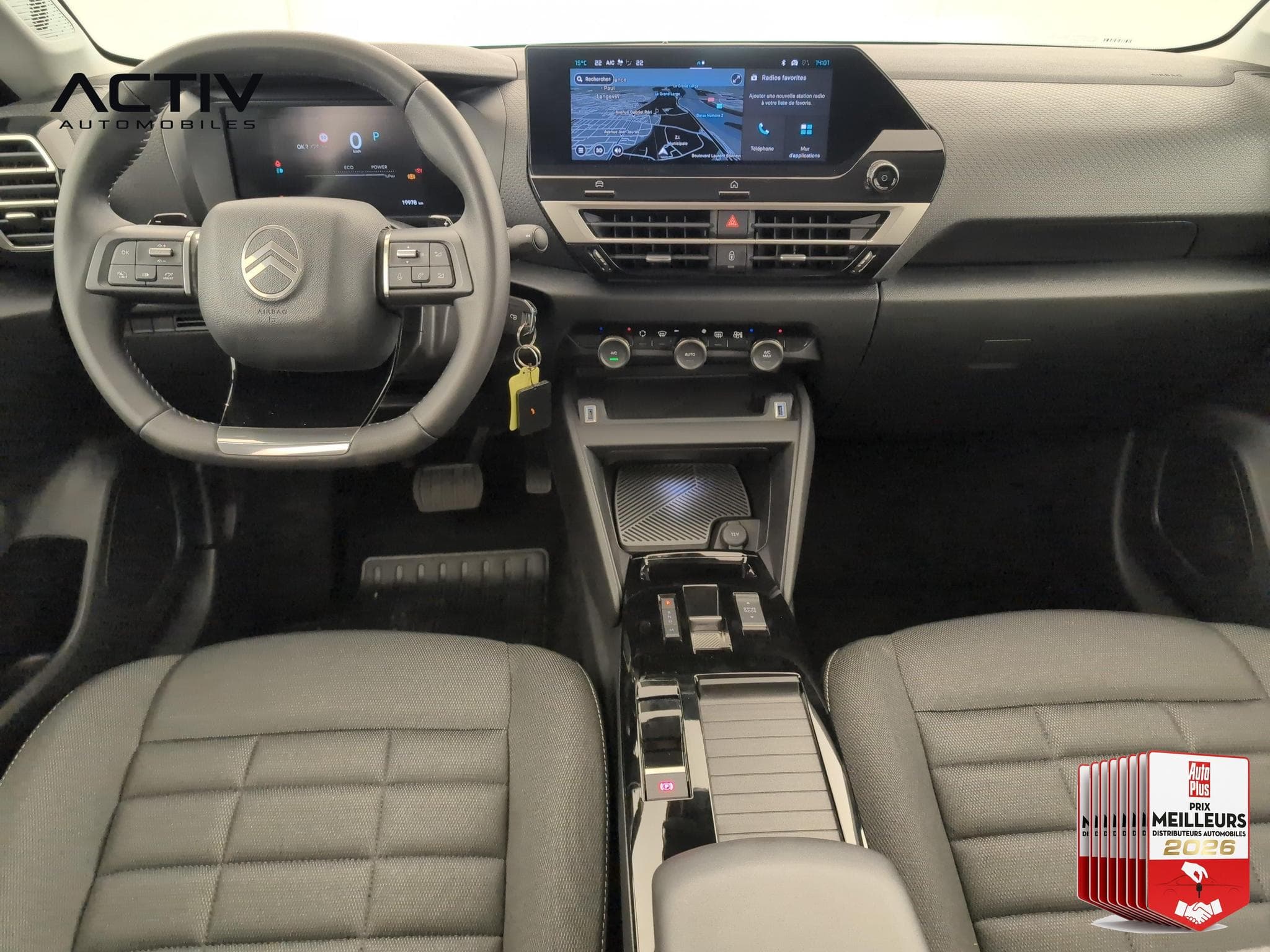 Citroën C4 Hybride 145 ch e-DCS6 Plus (2025) - Photo 13