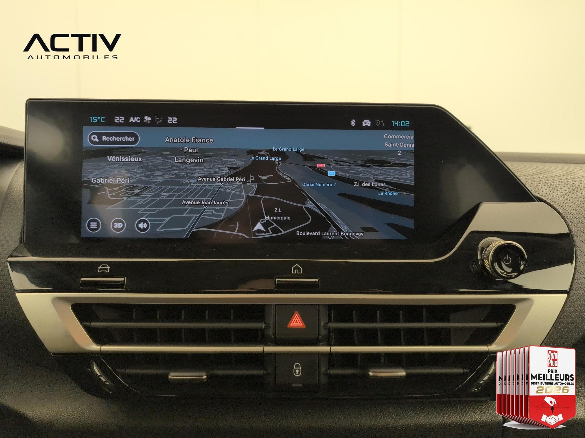 Citroën C4 Hybride 145 ch e-DCS6 Plus (2025) - Photo 18