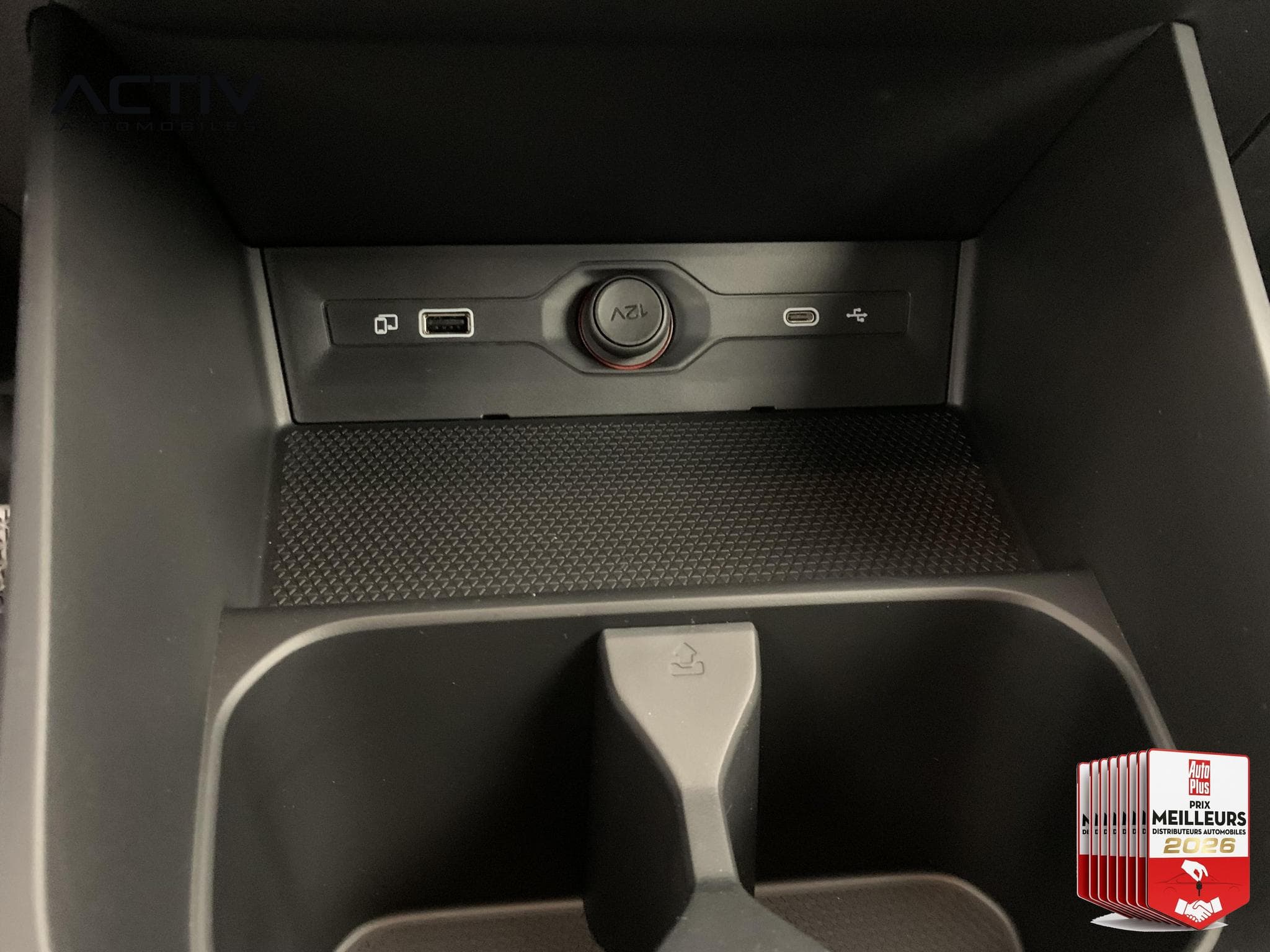 Mg MG3 1.5 L Hybrid+ 195 ch Luxury (2026) - Photo 17