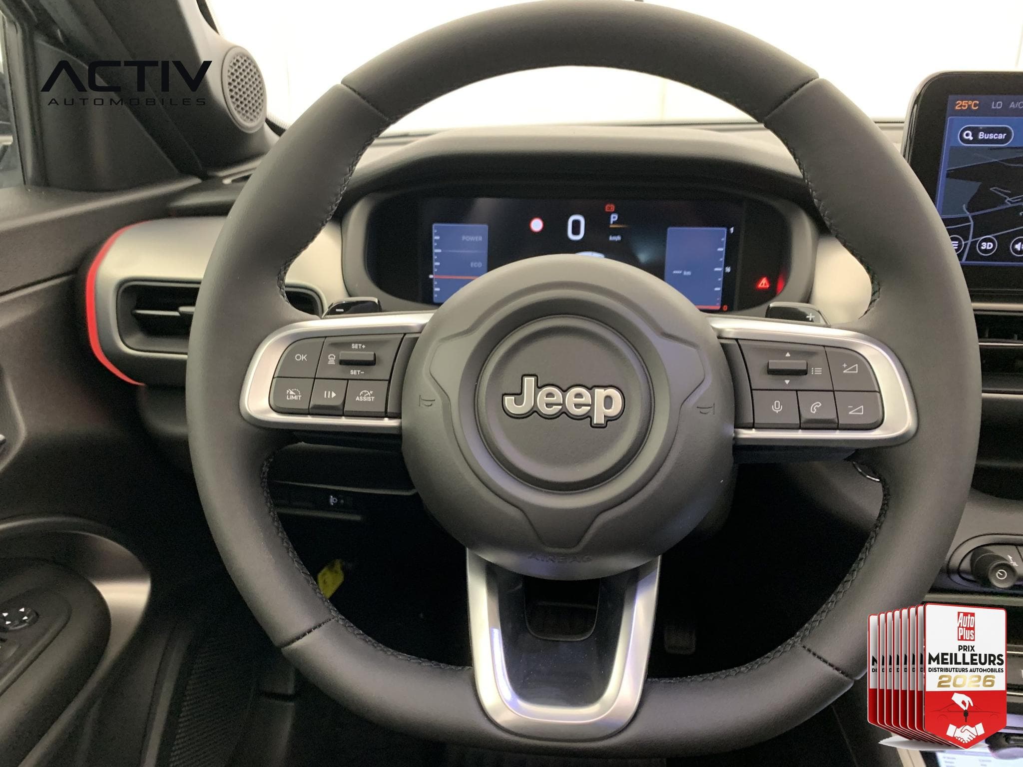 Jeep Avenger 1.2 Turbo T3 110 ch e-Hybrid BVR6 Summit (2026) - Photo 16