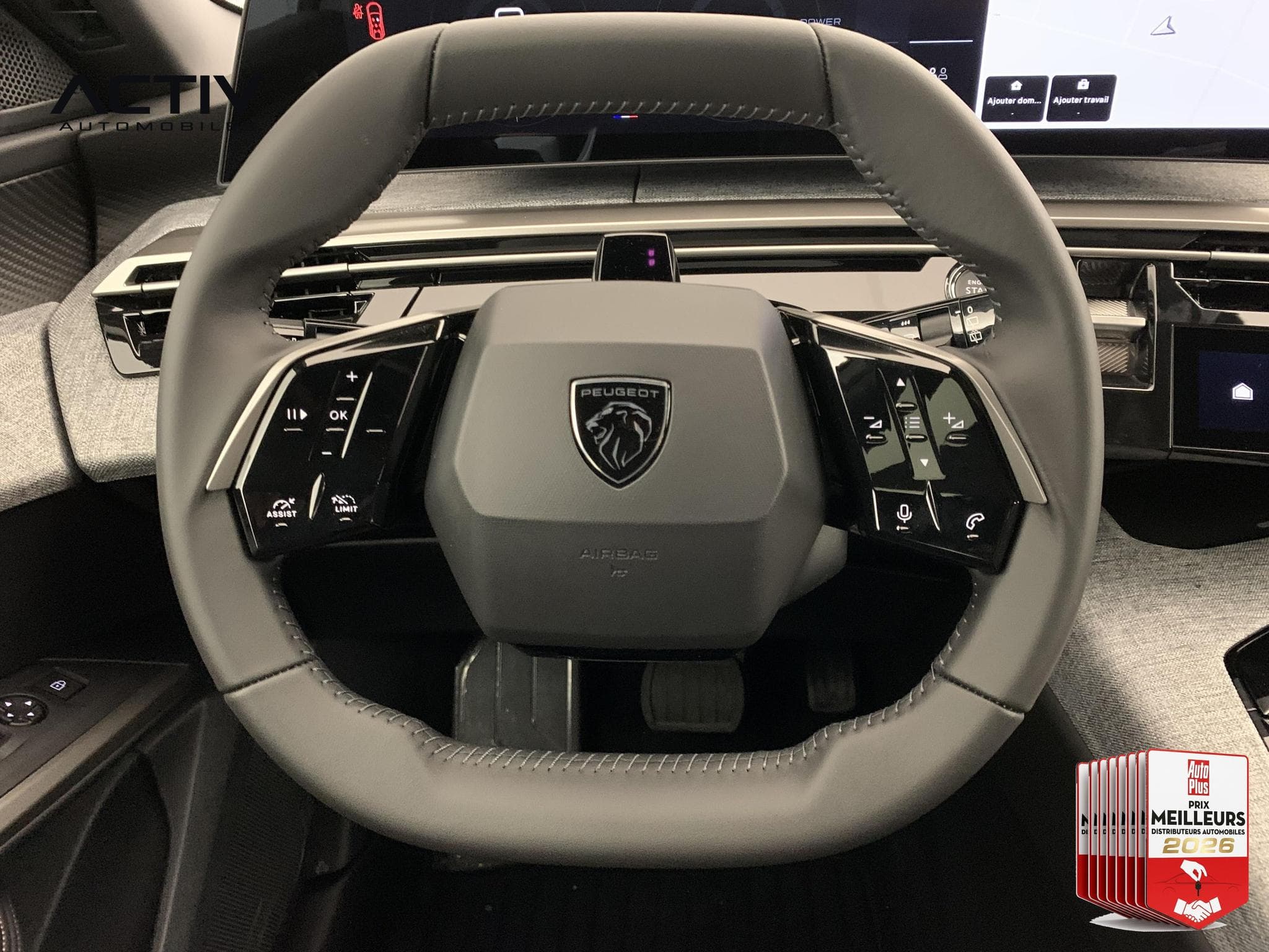 Peugeot 5008 Hybrid 145 e-DCS6 Allure (2026) - Foto 14