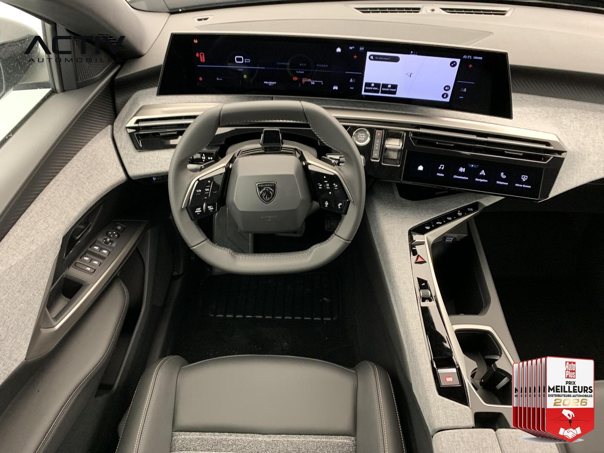 Peugeot 5008 Hybrid 145 e-DCS6 Allure (2026) - Photo 13