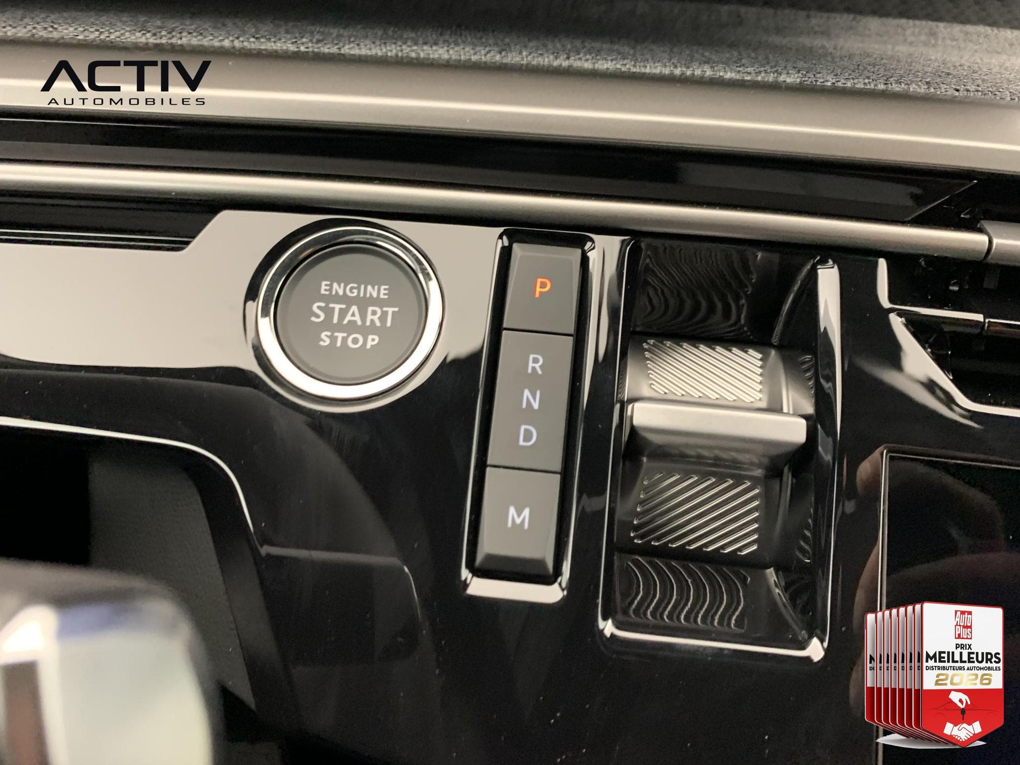 Peugeot 5008 Hybrid 145 e-DCS6 Allure (2026) - Photo 16